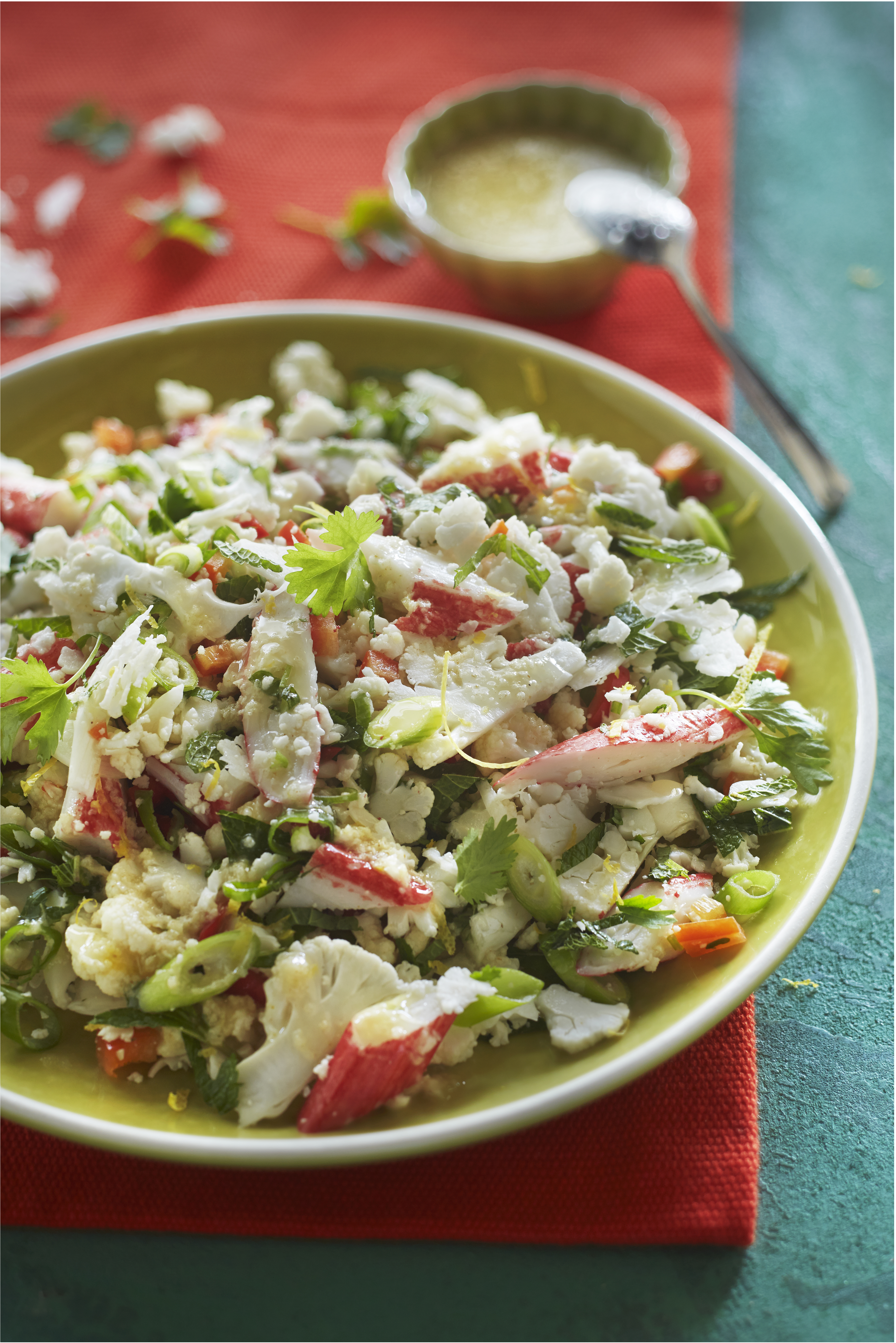 Bloemkooltabouleh met surimi