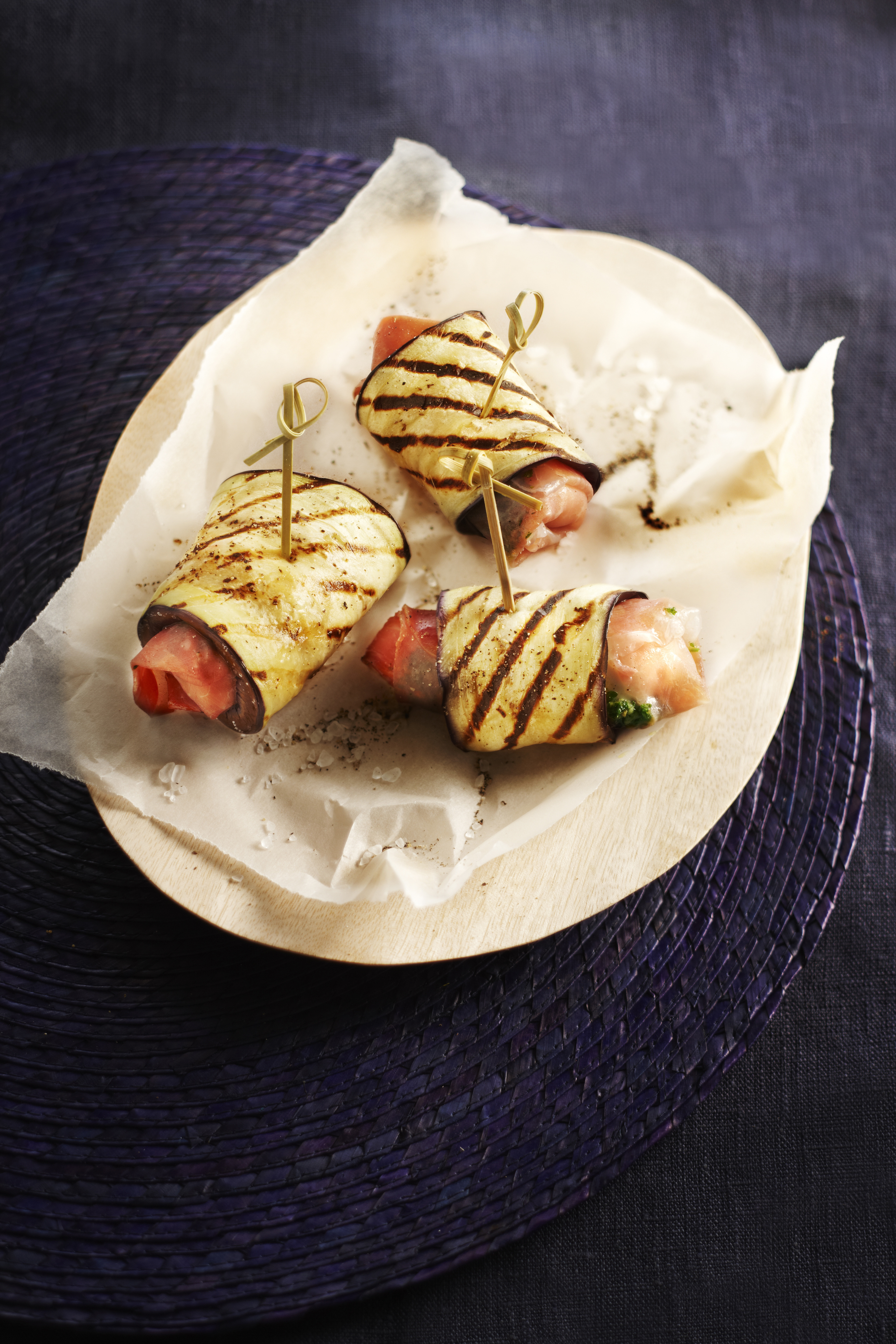 Auberginerolletjes met ham en mozzarella