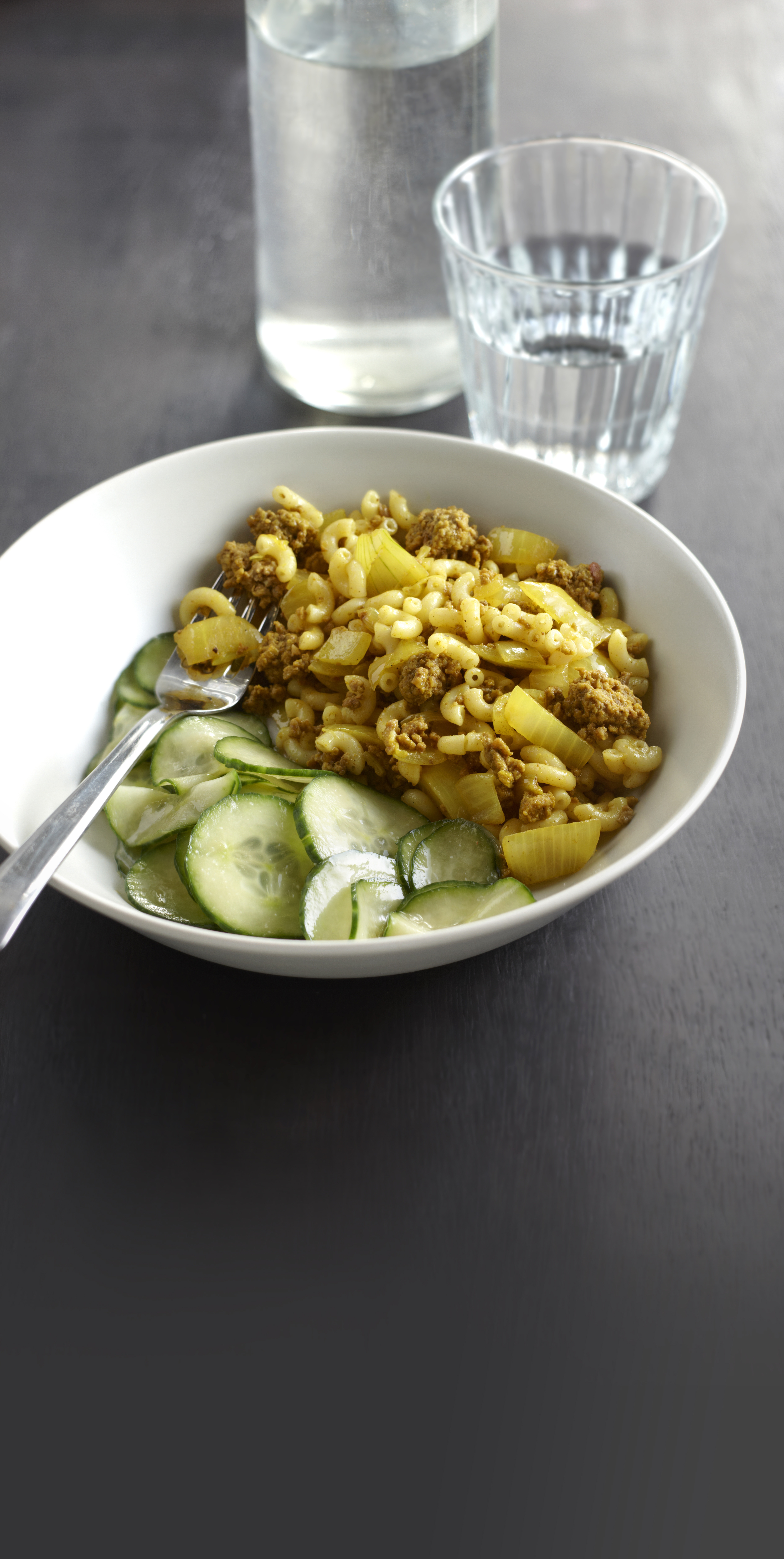 Oma's kerriemacaroni