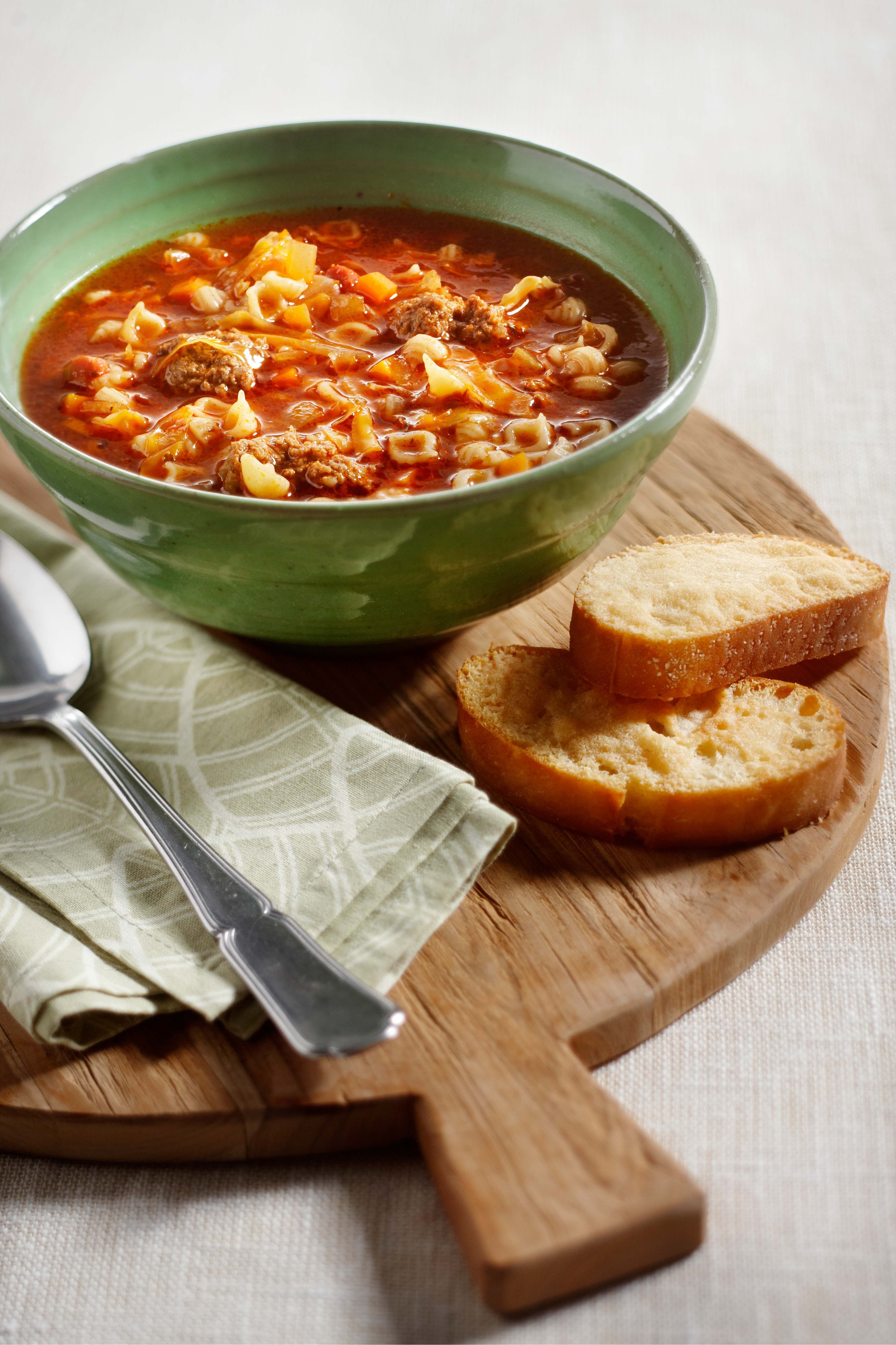 Italiaanse groentesoep met Parmezaanballetjes
