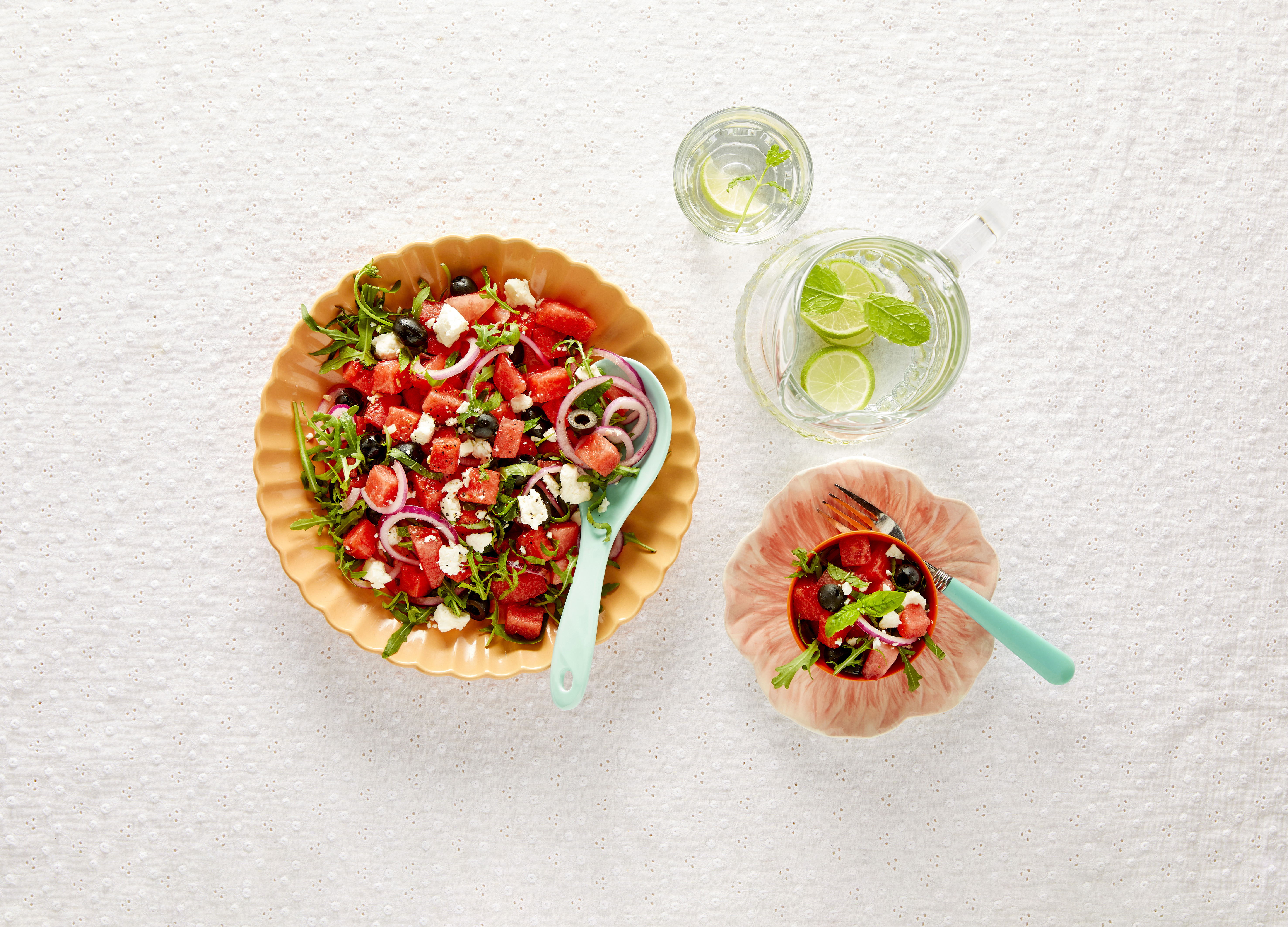 Watermeloensalade met feta en olijven