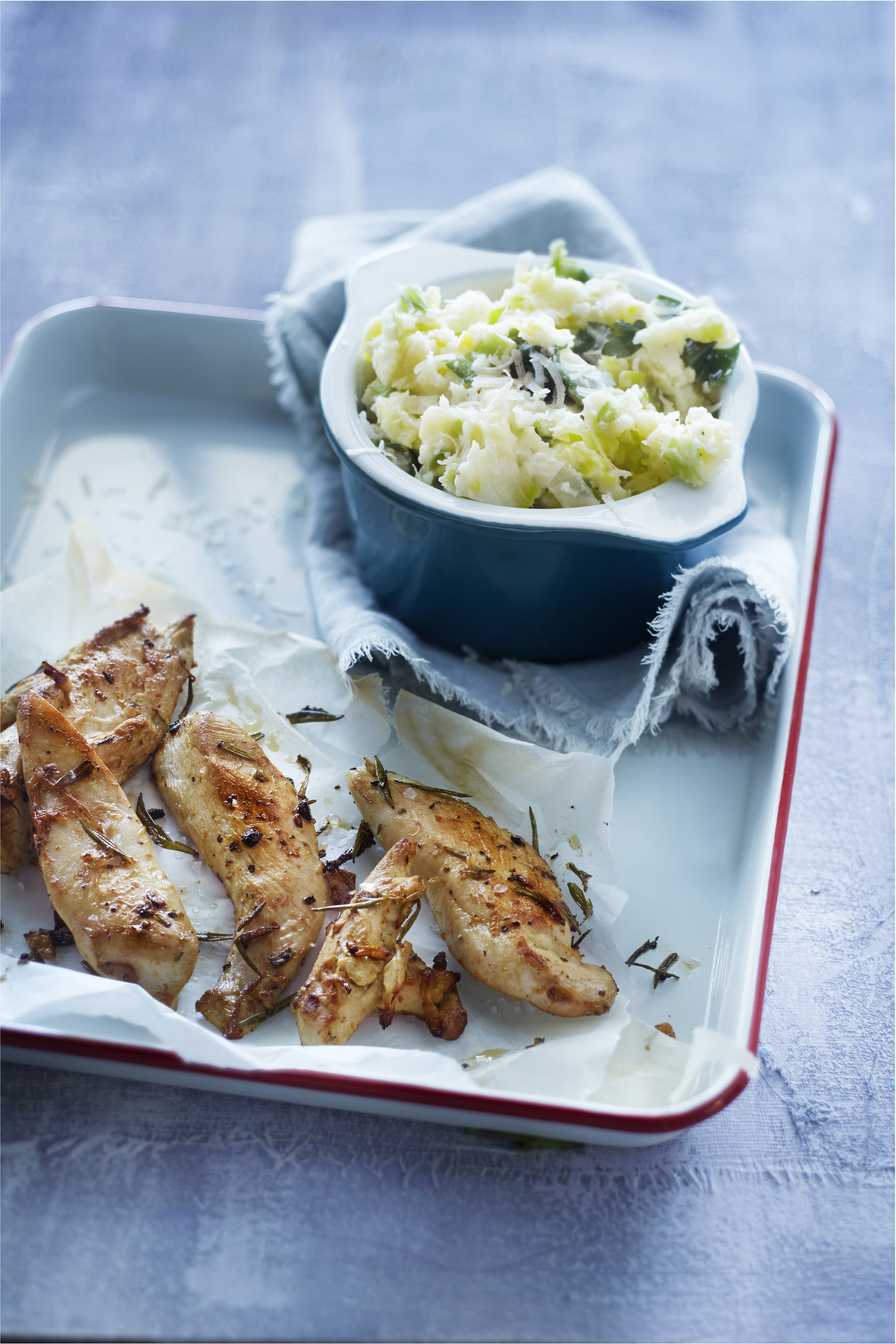 Knoflookkip met preistamppotje