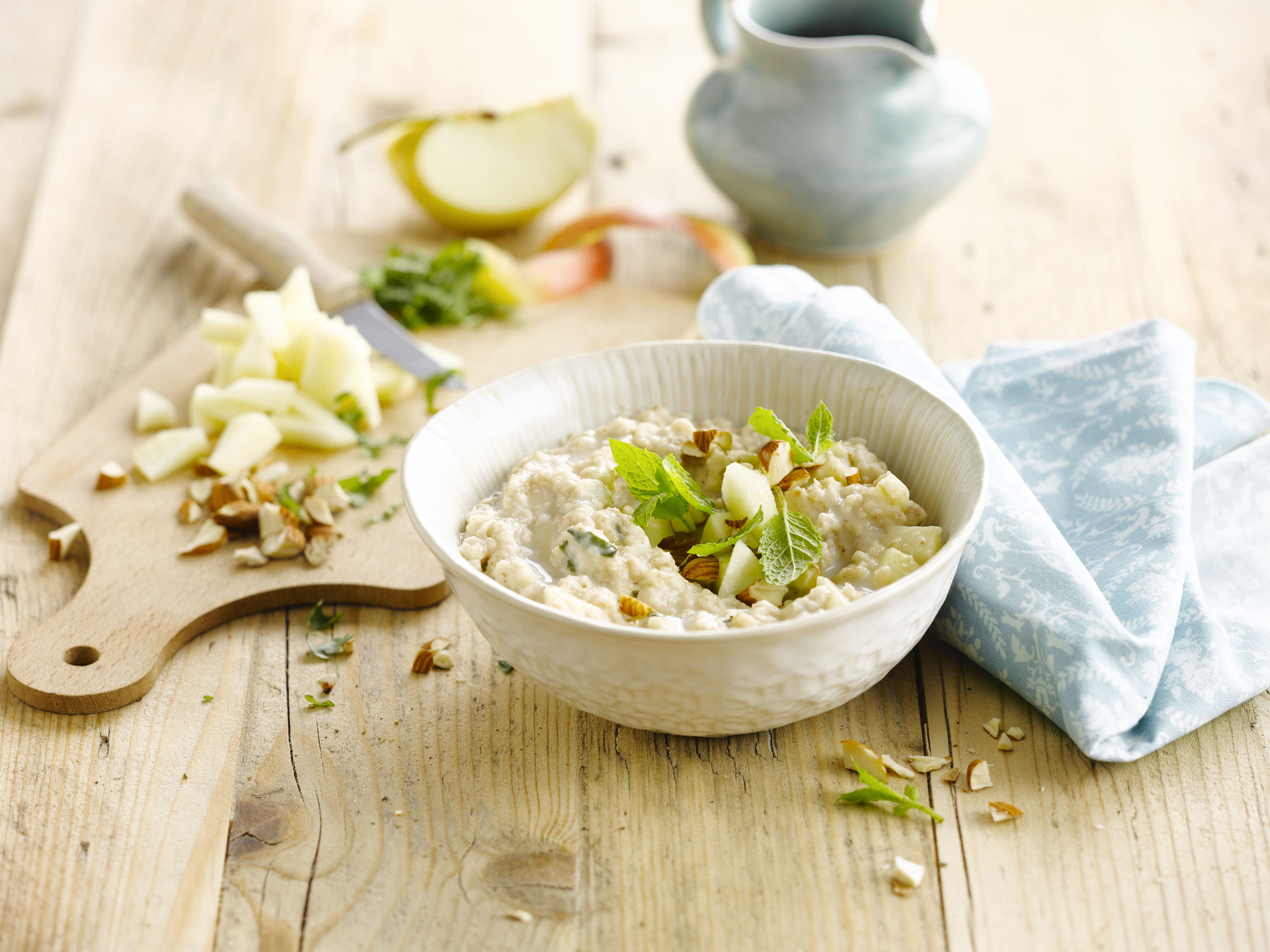 Hemelse havermoutpap met amandeldrink