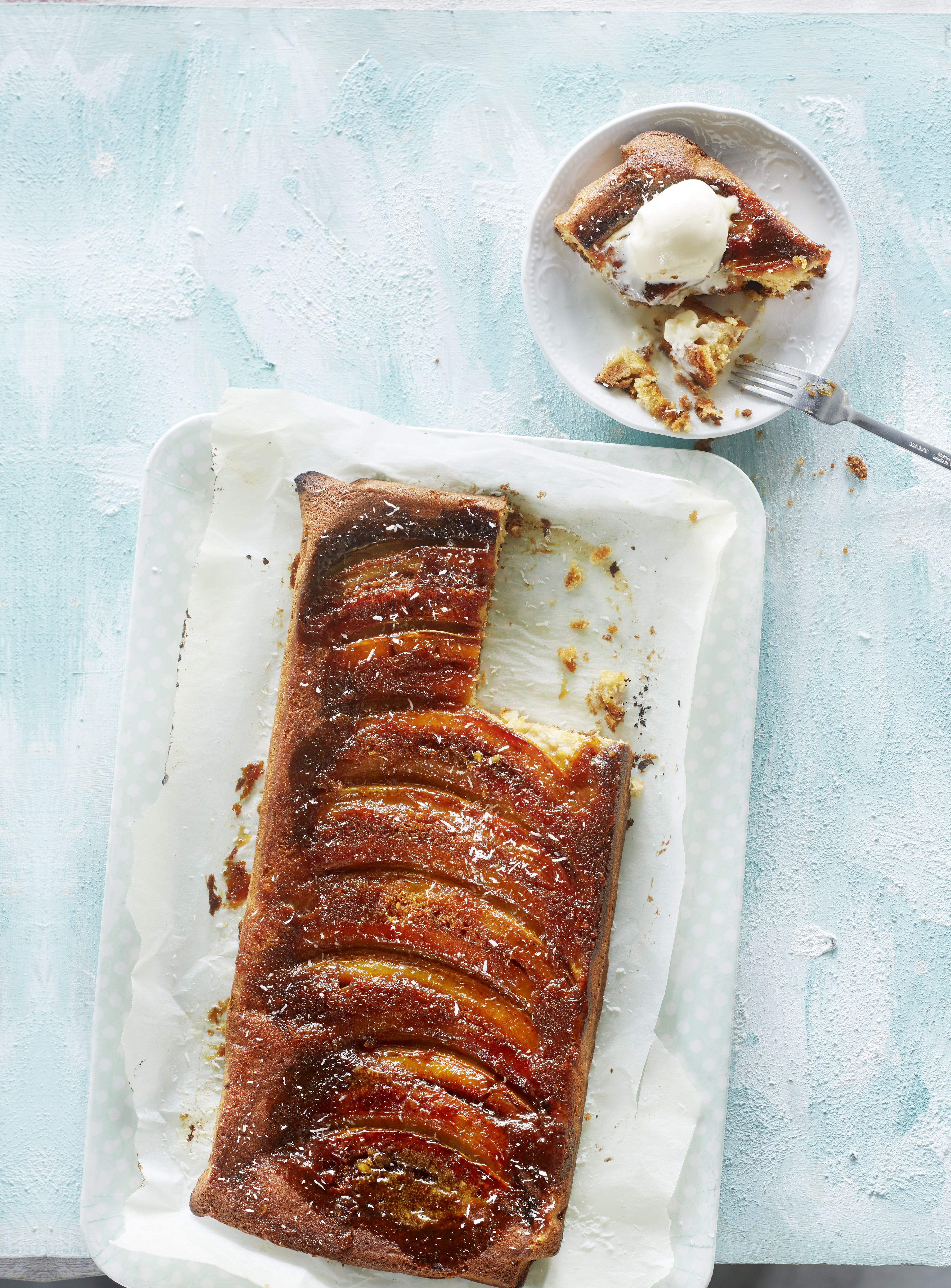 Omgekeerde banaan-karameltaart