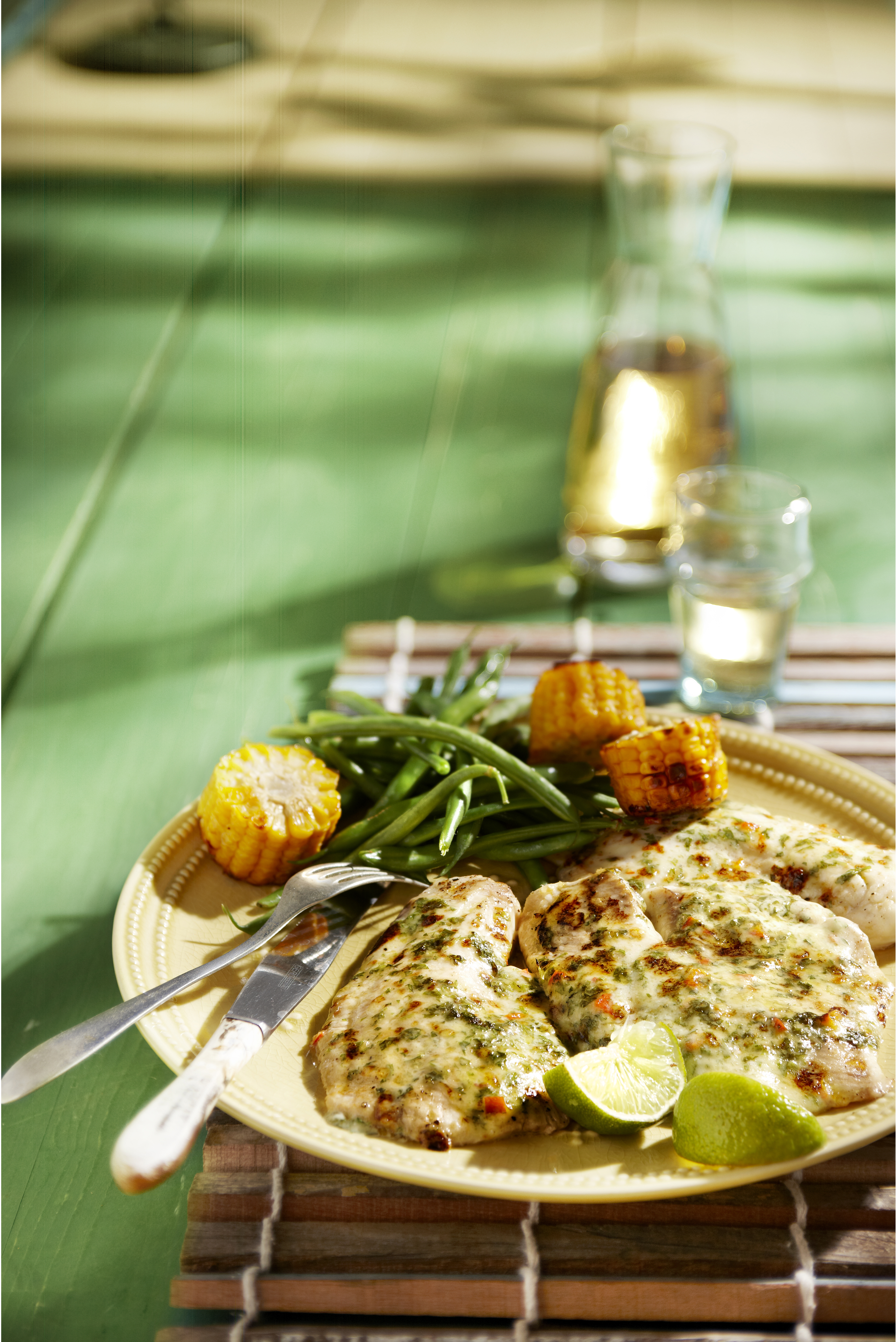 Gegratineerde tilapia met pittige saus