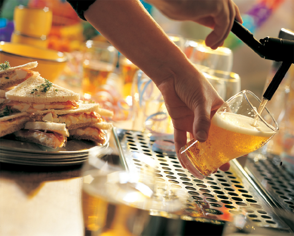 Sandwiches met ham en eiersalade