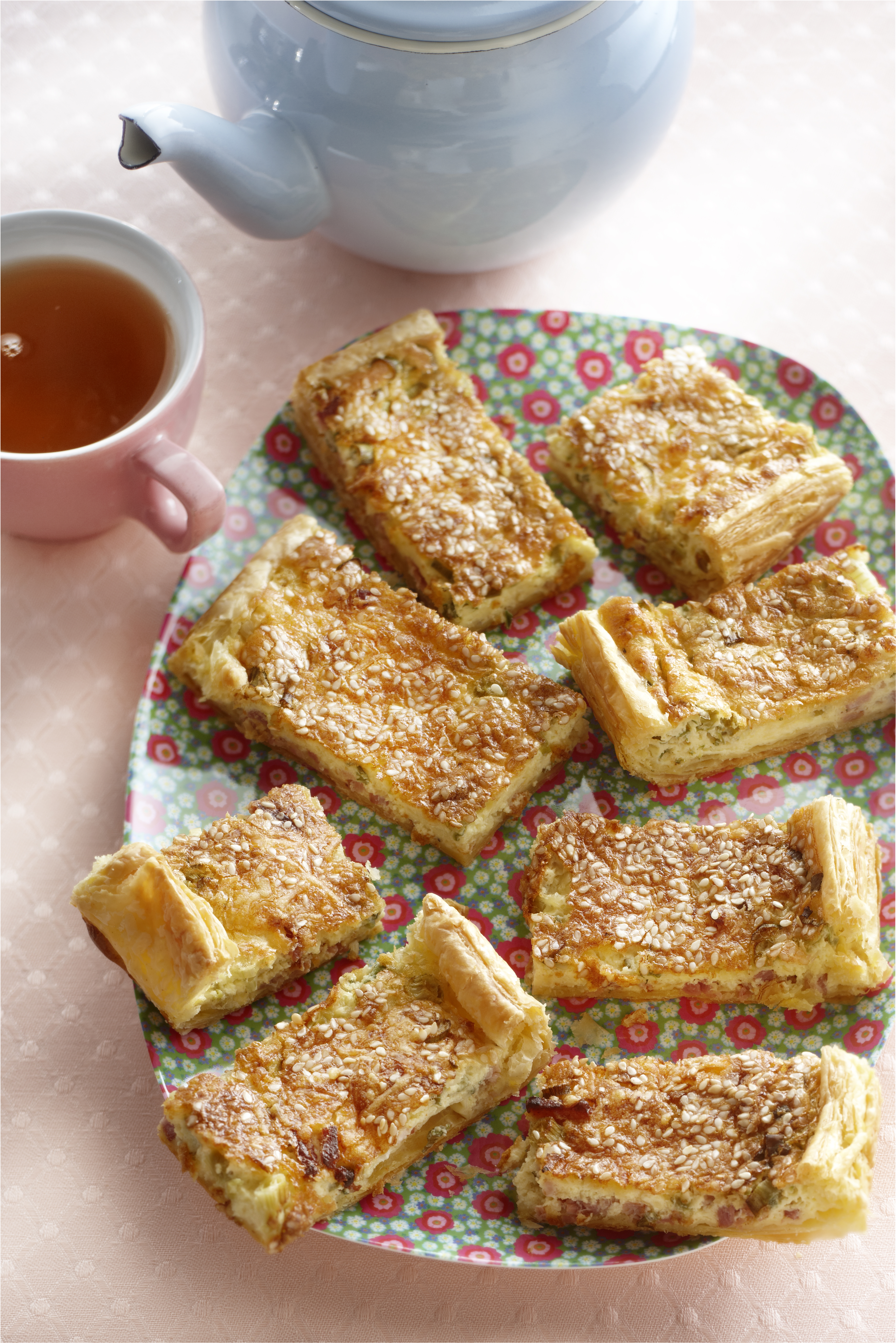 Quiche met bosui, spekjes en sesam