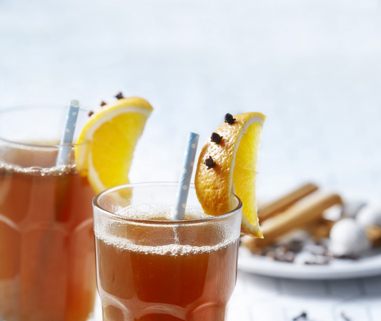 Punch met appel en kaneel