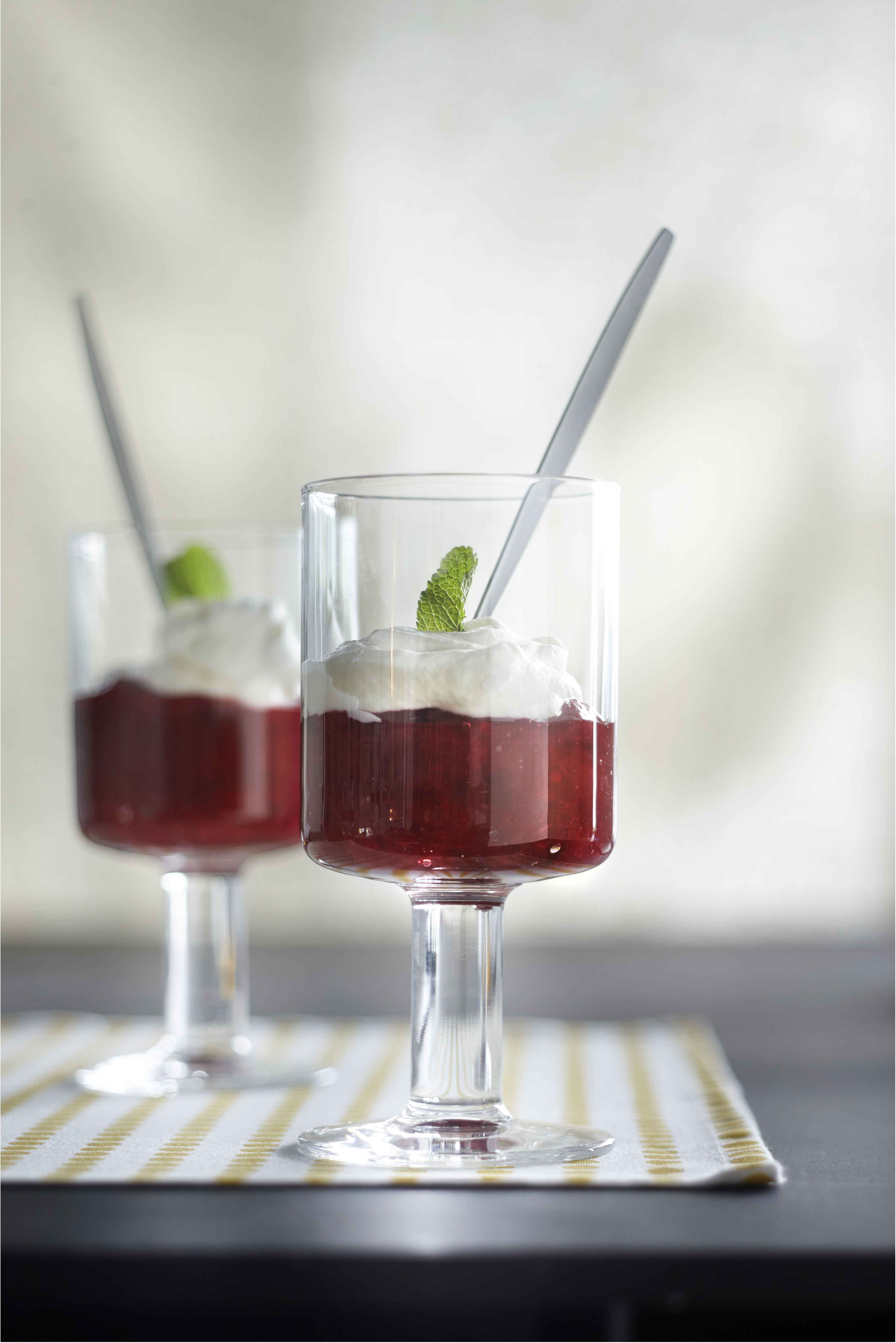 Pruimencompote met slagroom