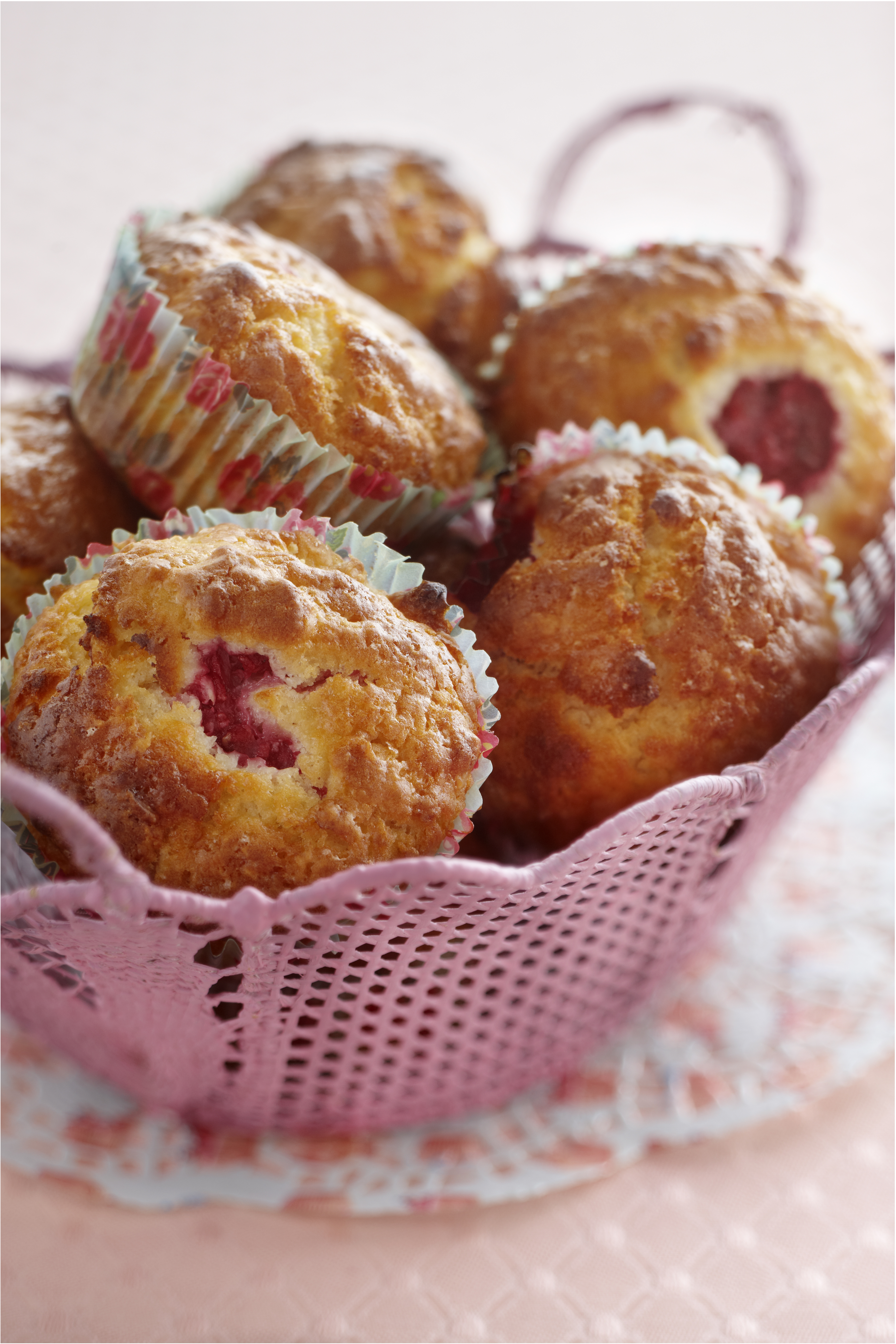 Muffin met frambozen en amandelen