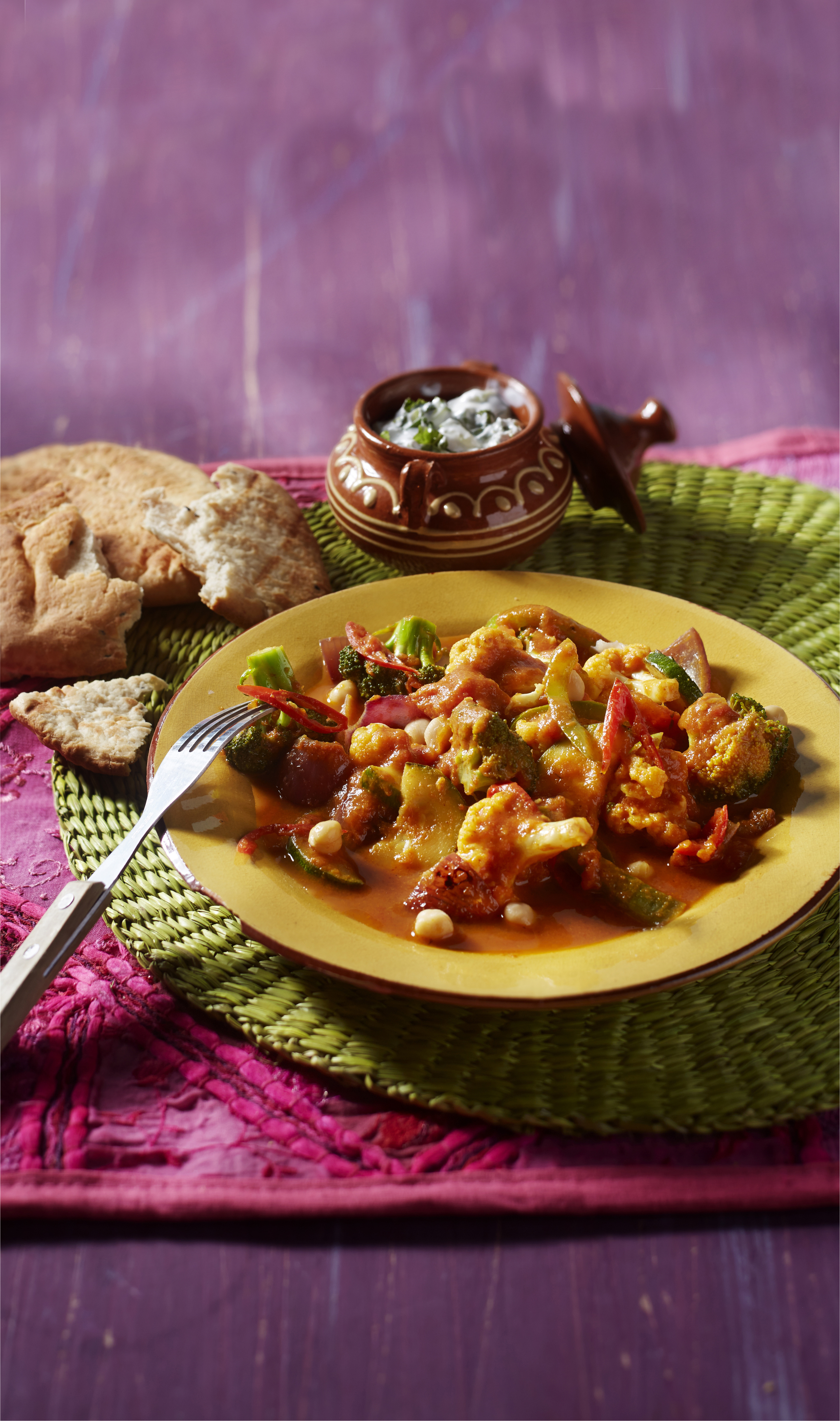 Groentecurry met kikkererwten en raita