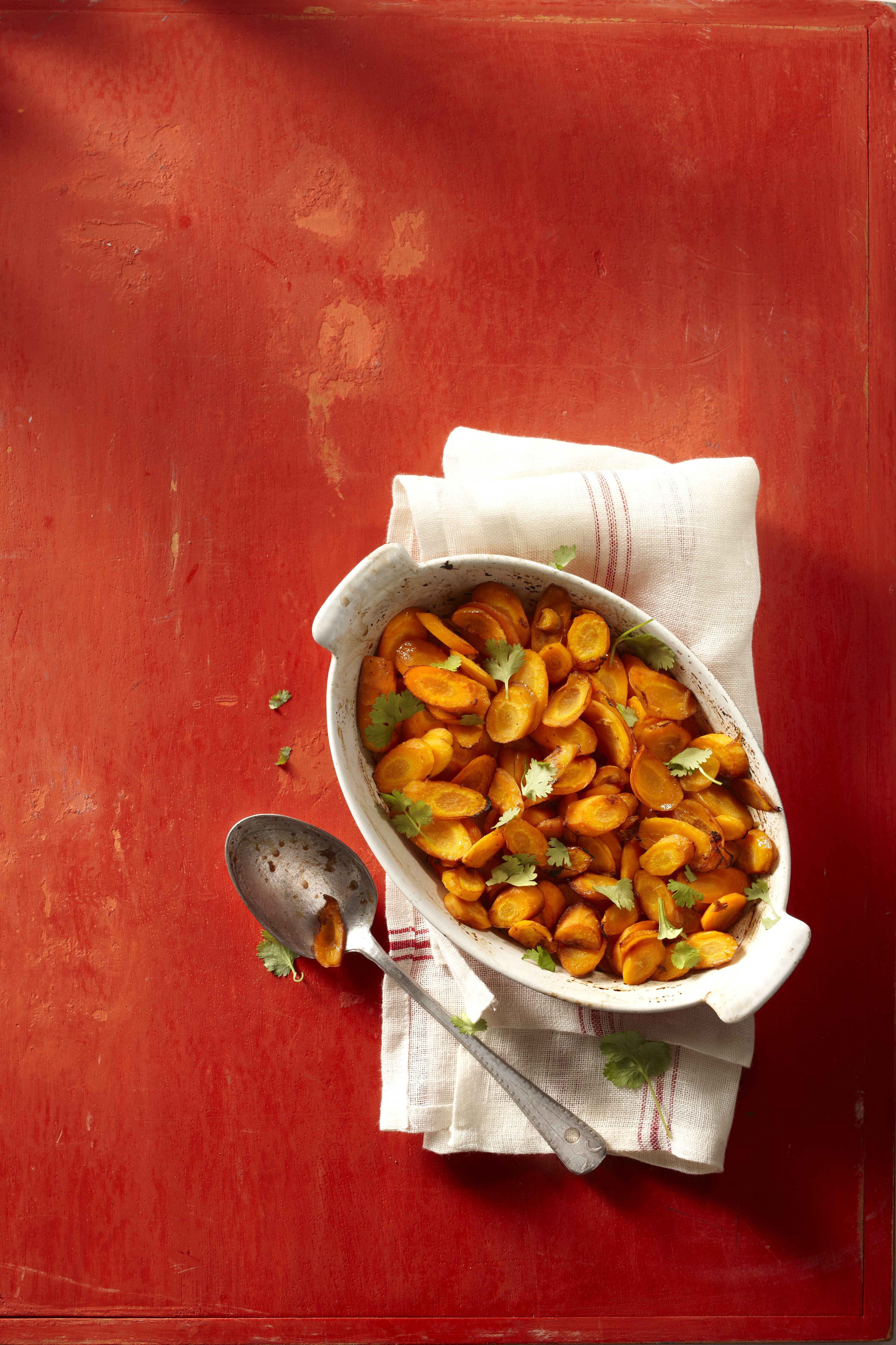 Geroosterde winterwortel met gember en ketjap