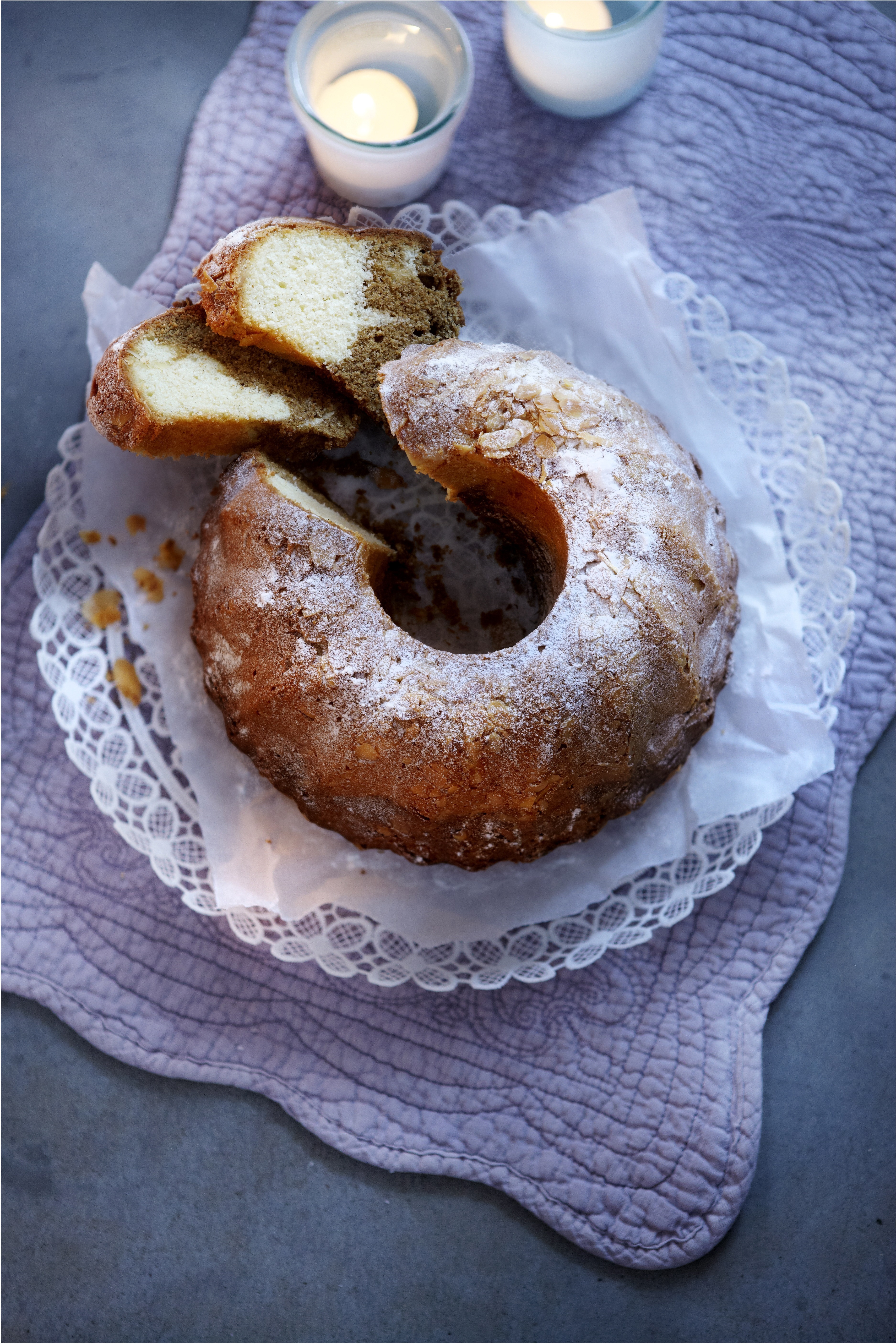 Gemarmerde mokkatulband met amandel