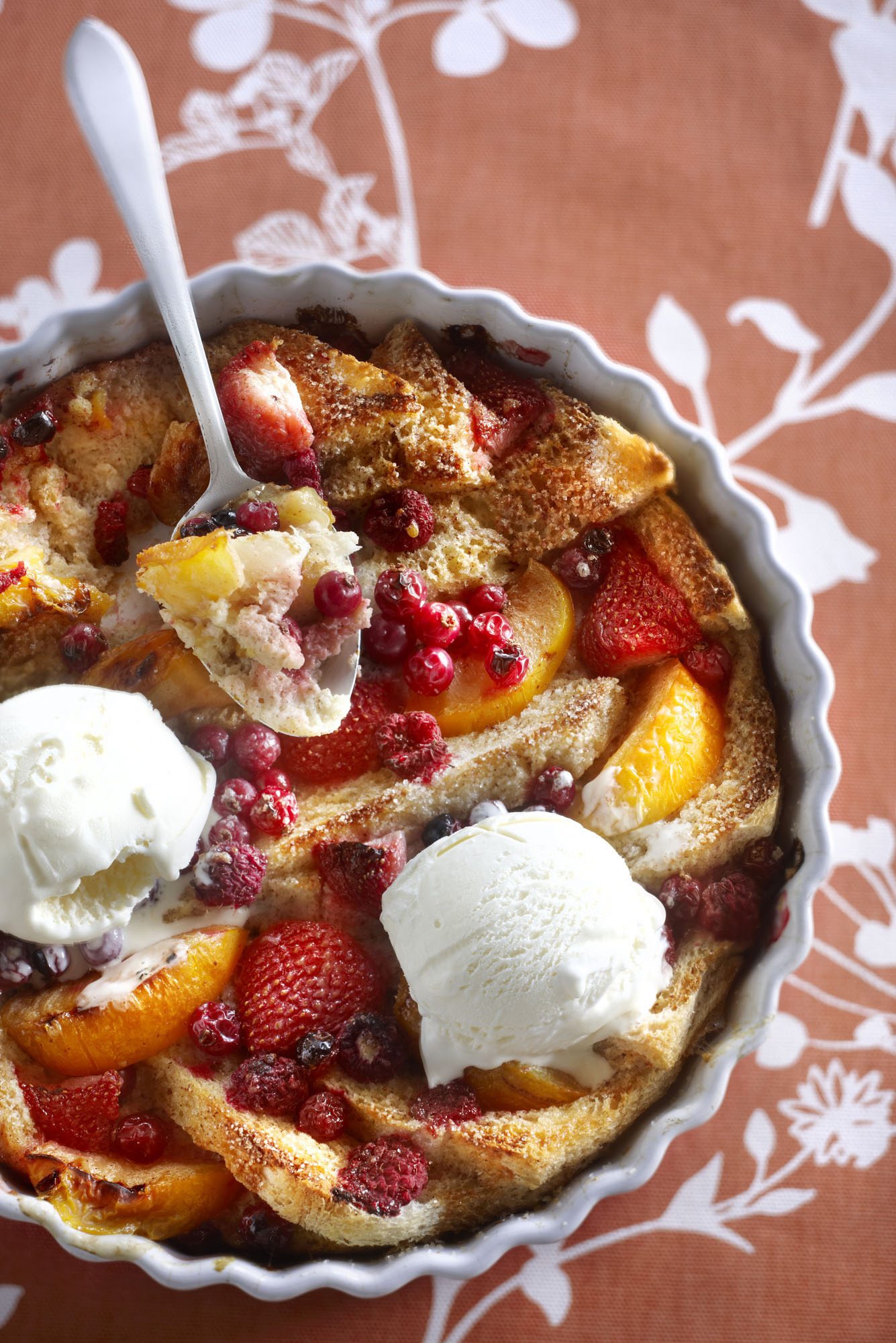 Bread & fruit pudding