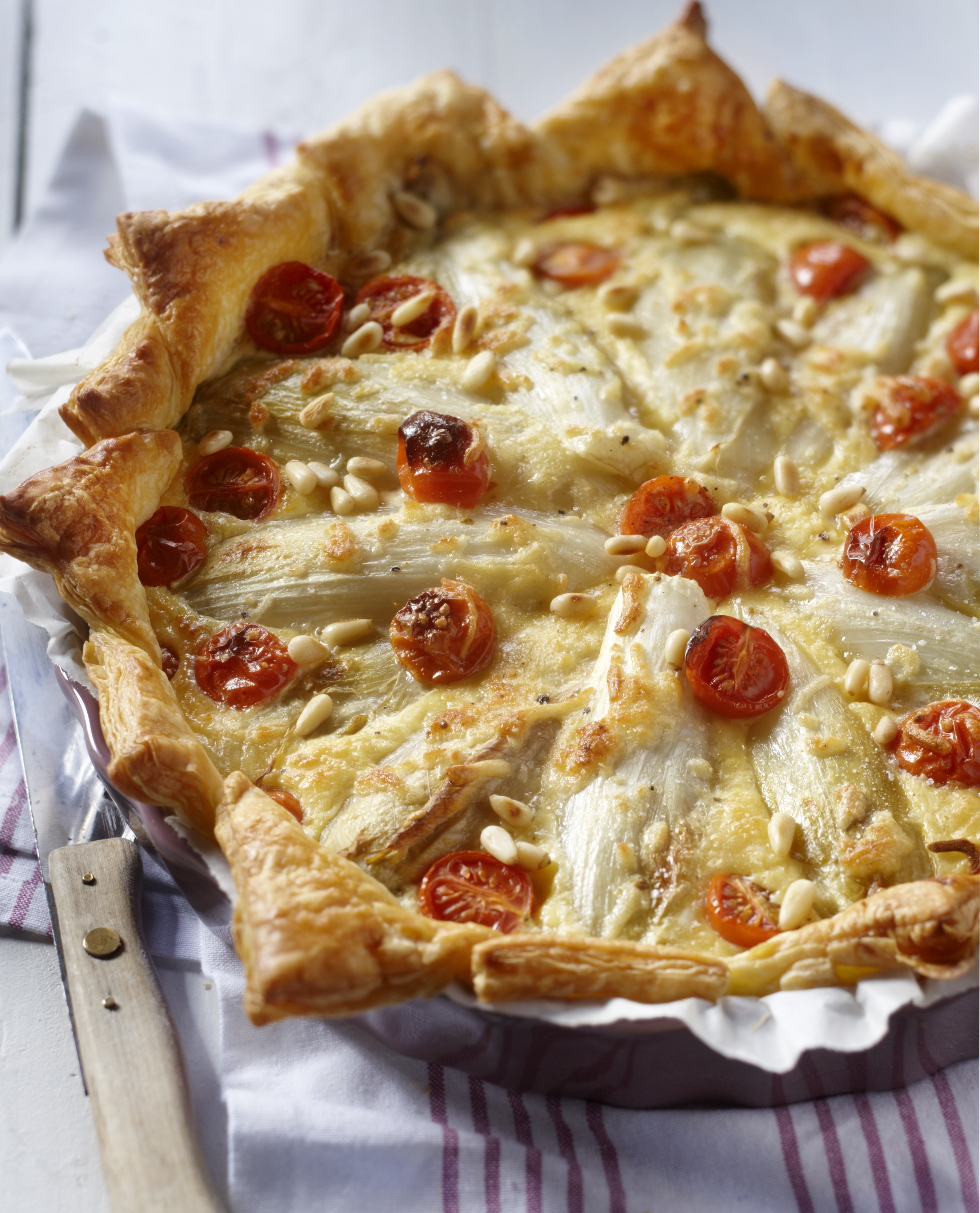 Witloftaart met kerstomaatjes