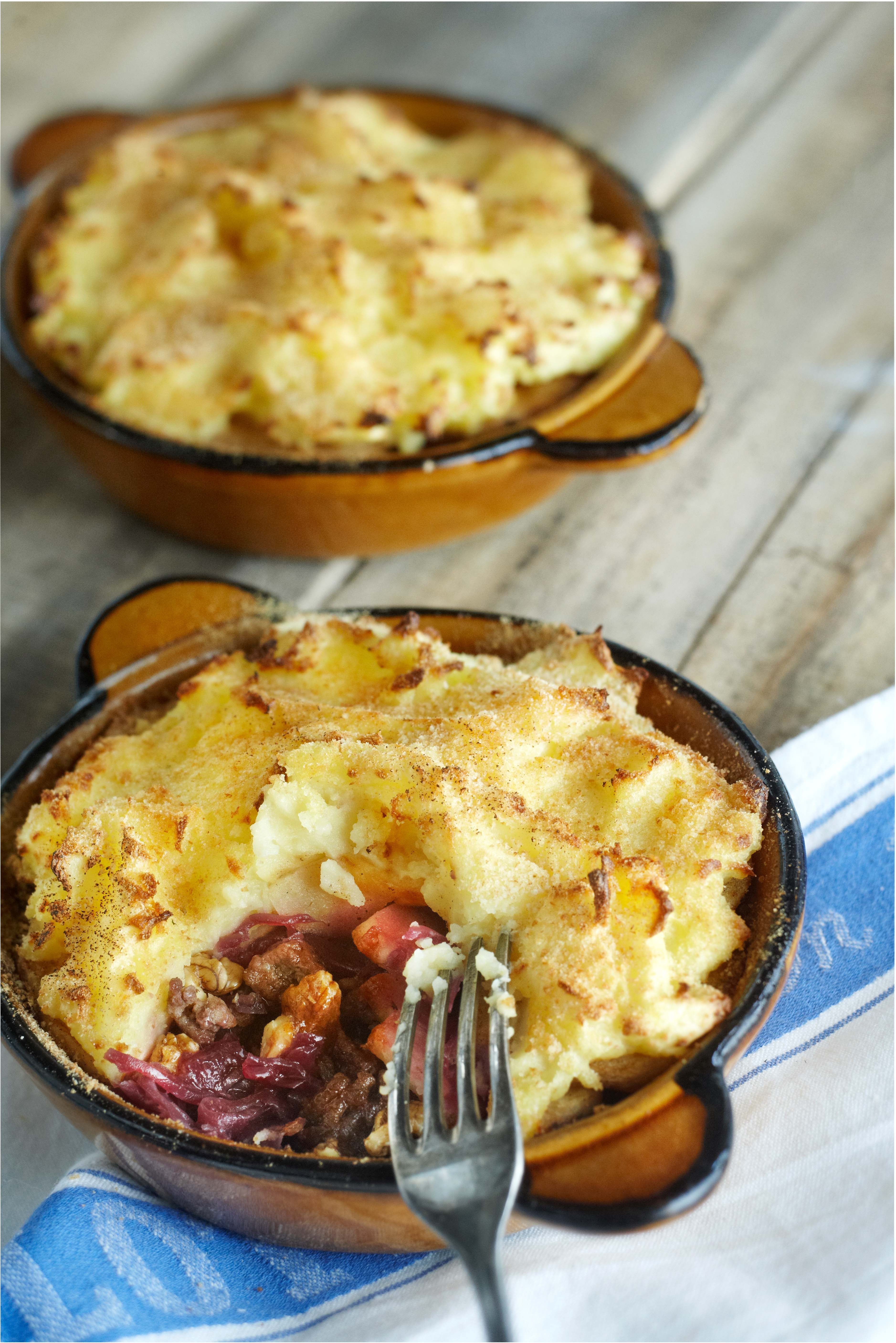 Rodekool uit de oven met appel en walnoten