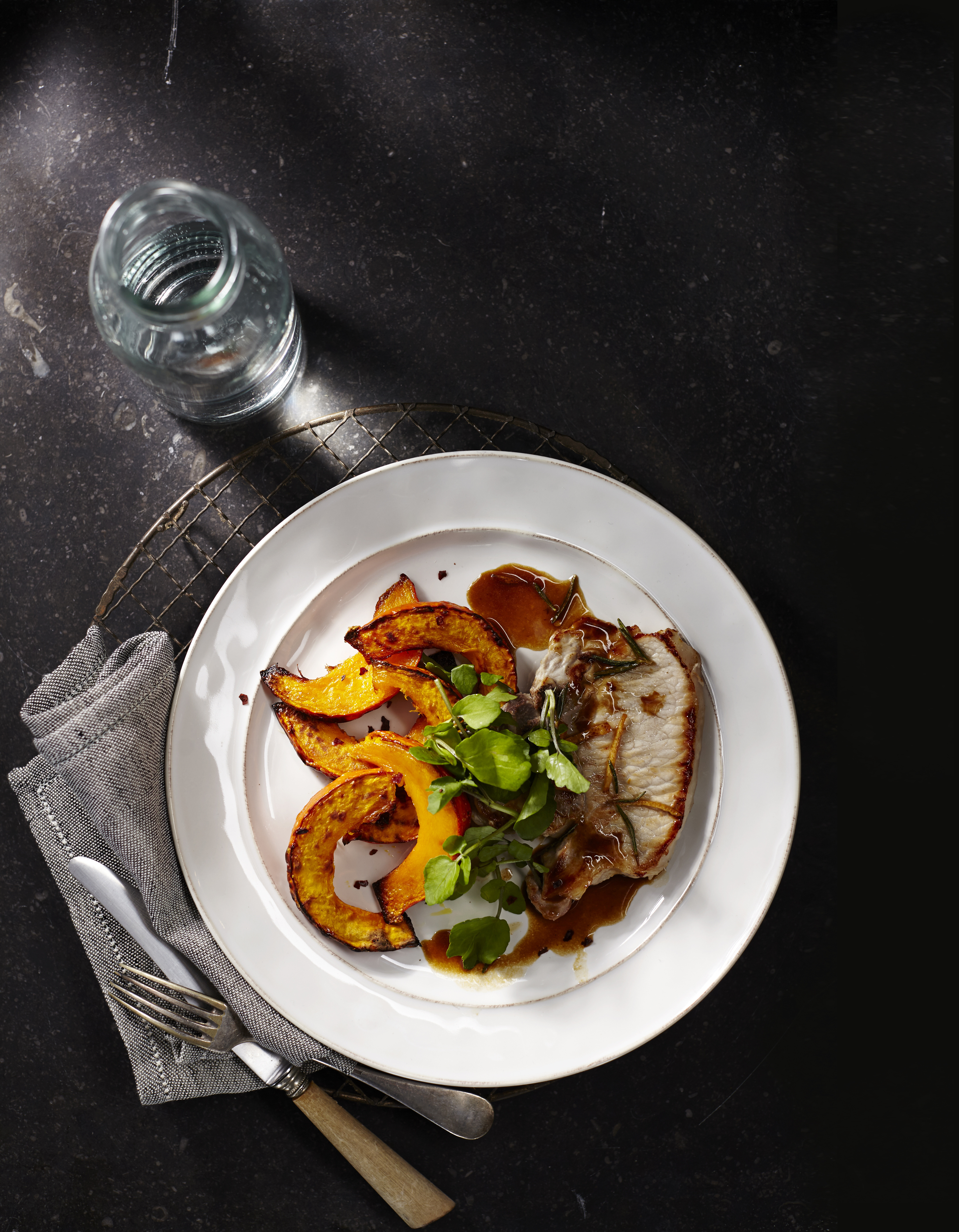 Ribkarbonade met geroosterde pompoen