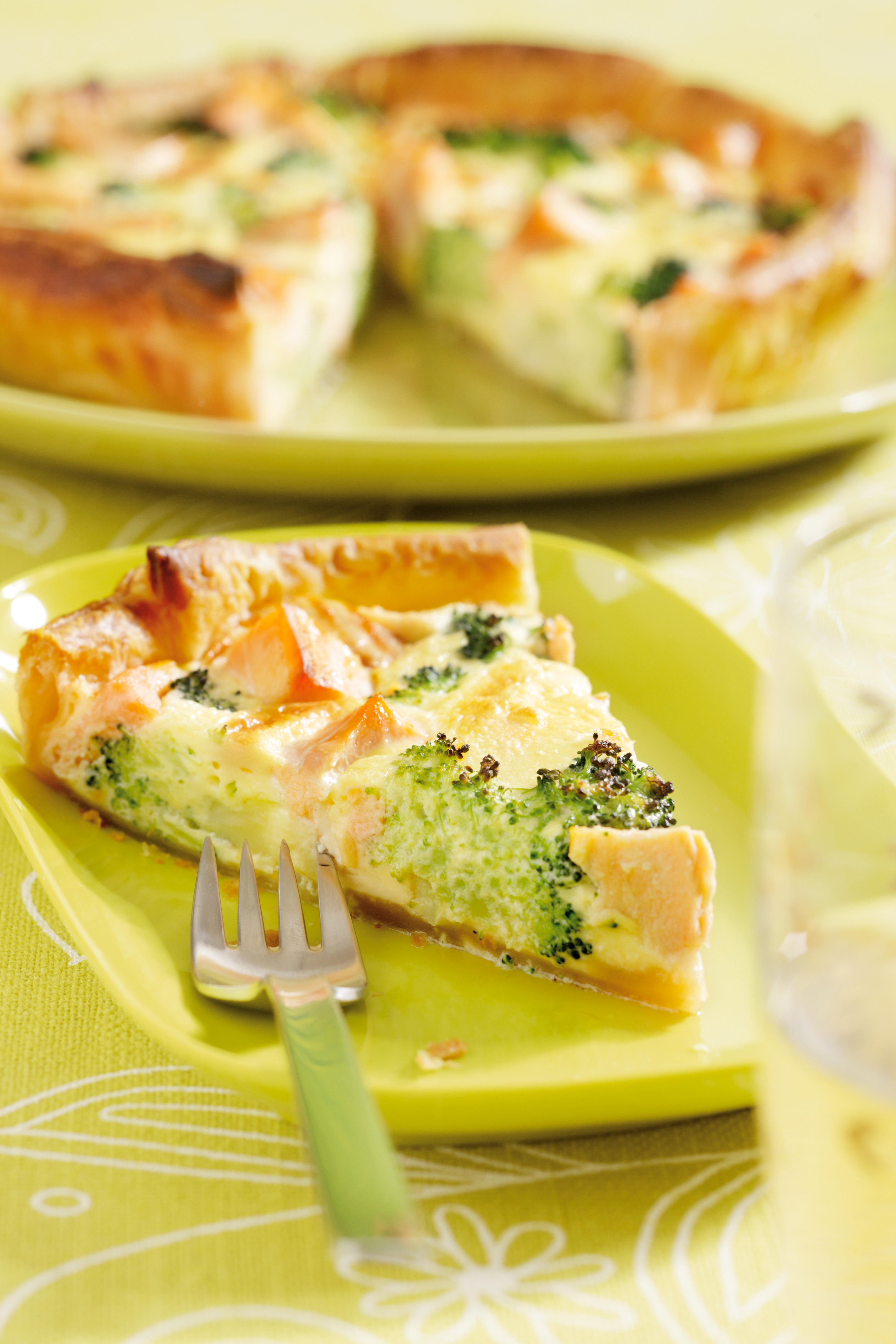 Quiche met zalm en broccoli