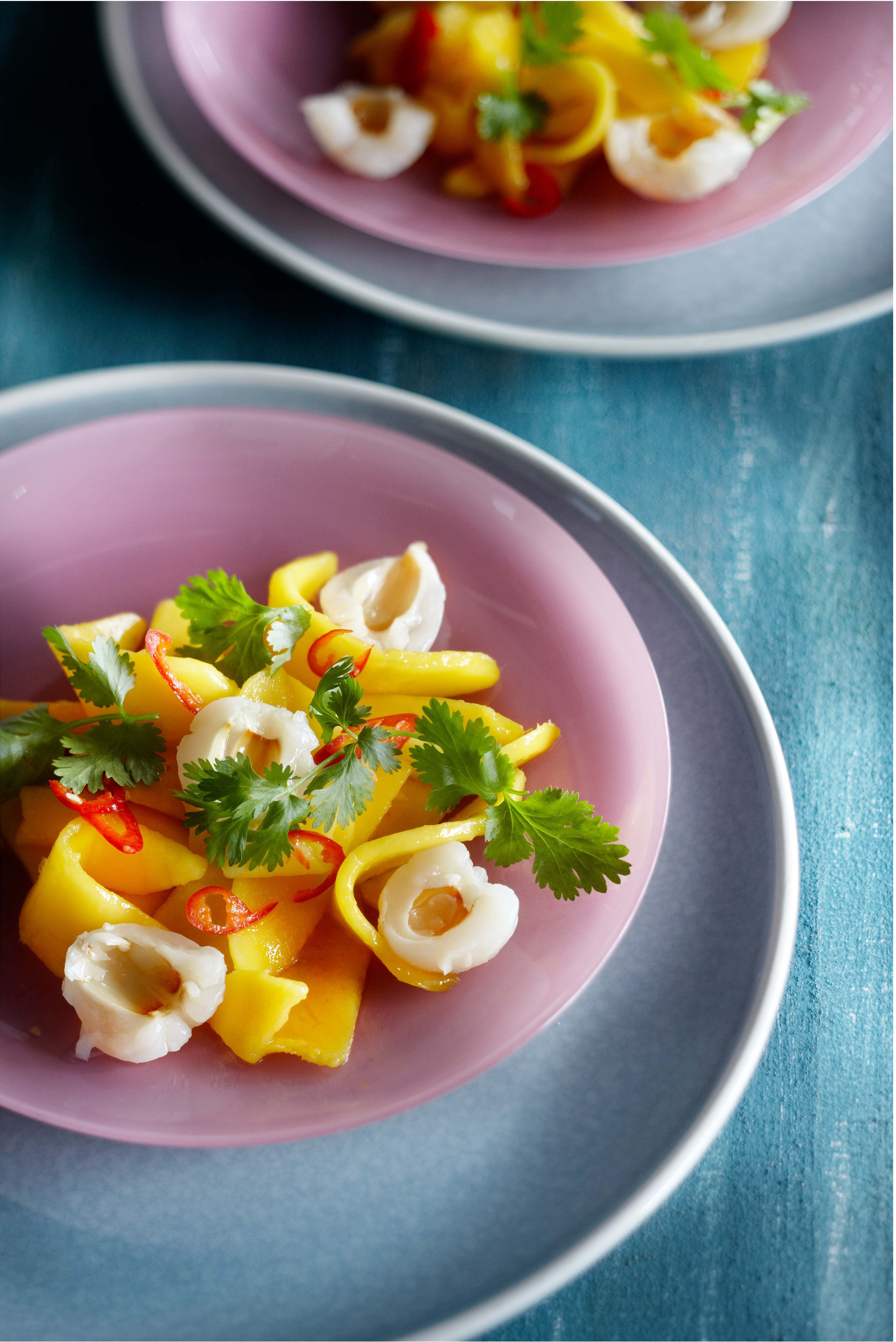Mangosalade met gember, koriander en rode peper