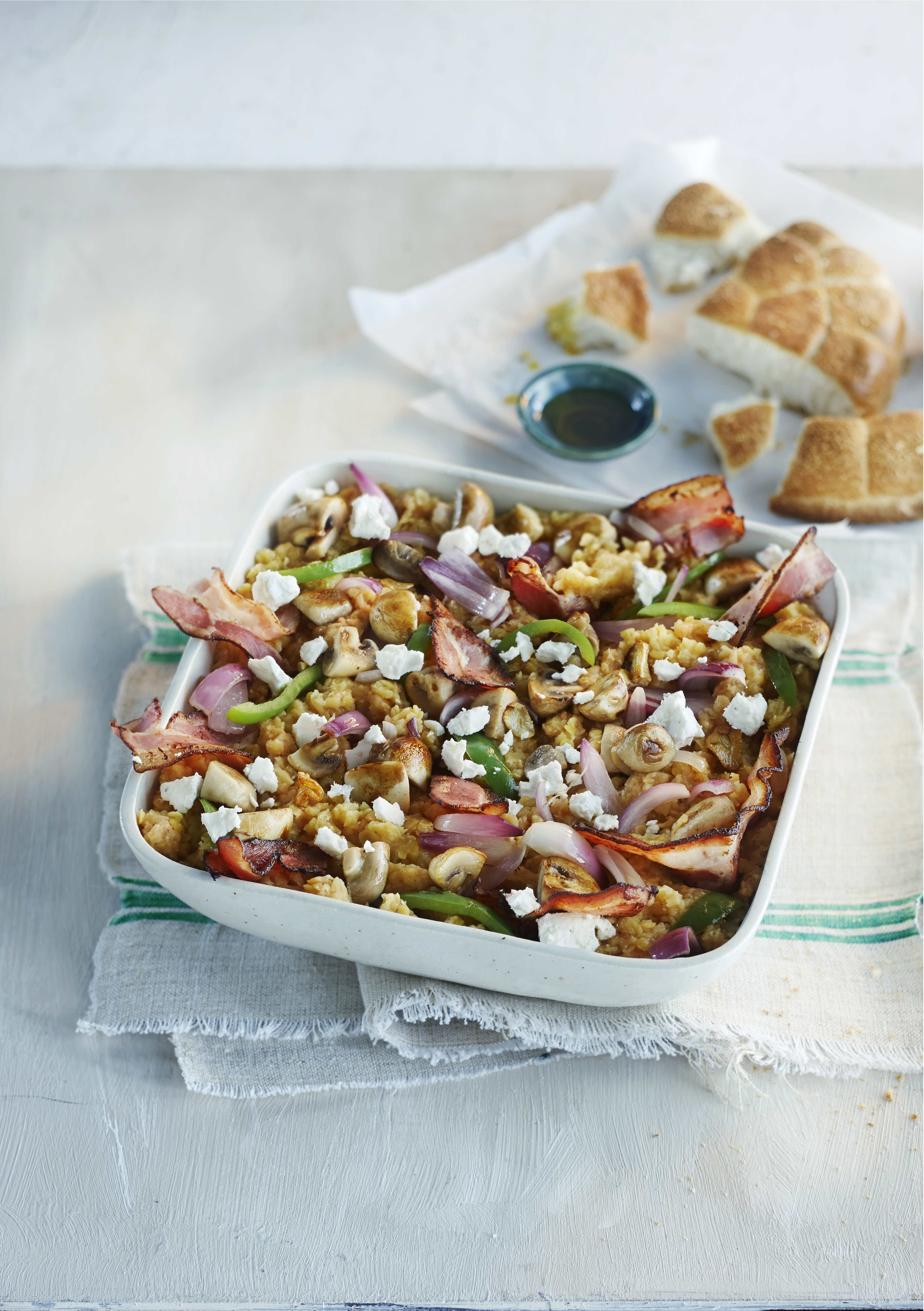 Linzenschotel met champignons en katenspek