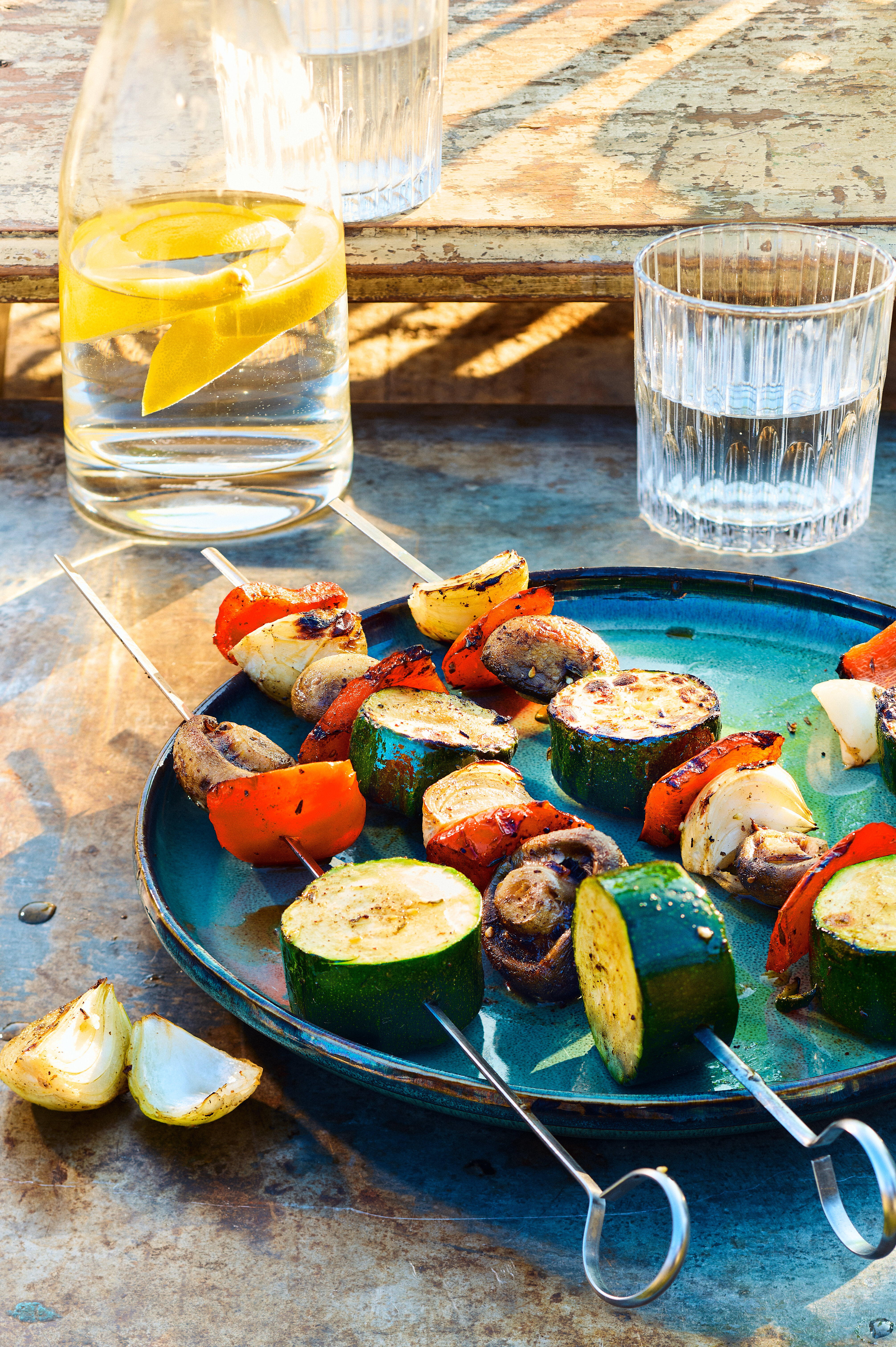 Groentenspies met ui, paprika, courgette en champignon