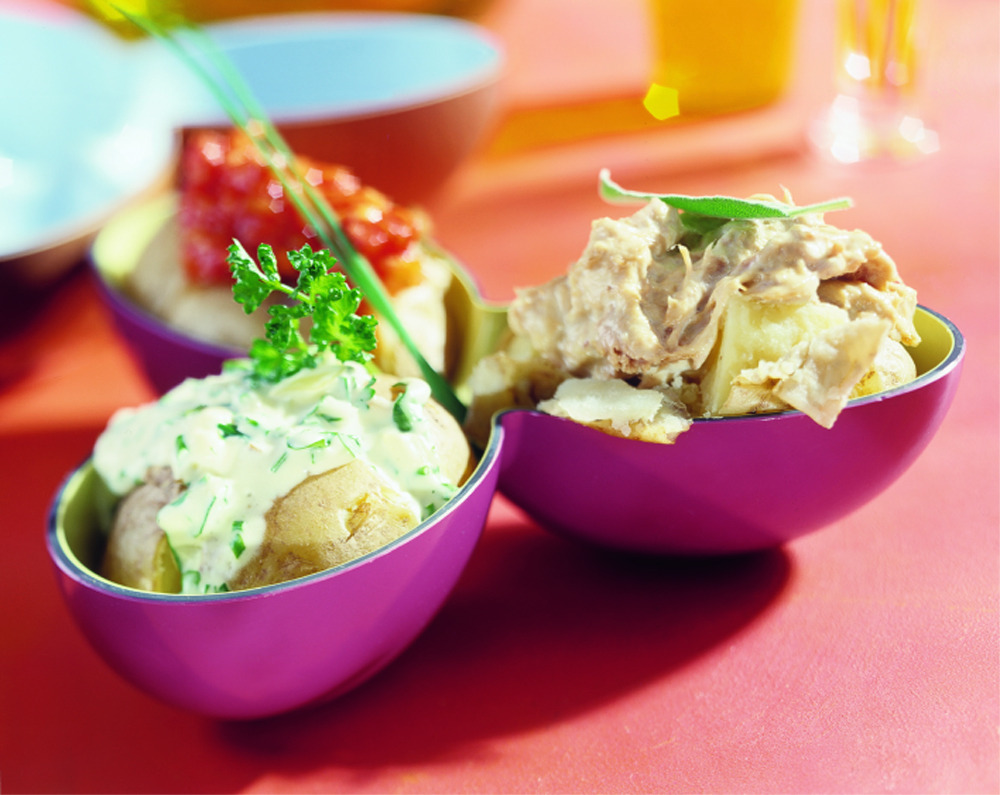 Gepofte aardappel met diverse vullingen