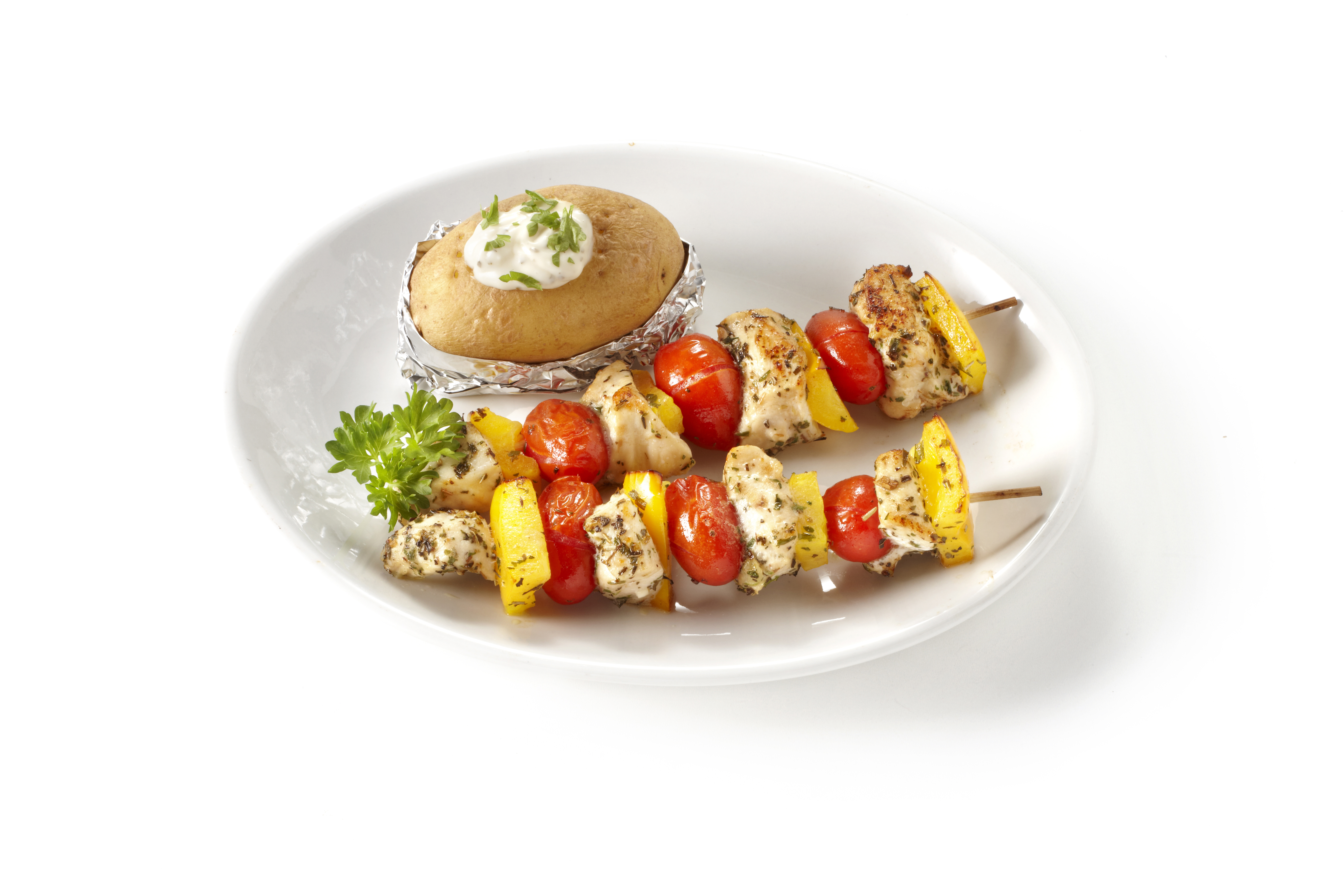 Provençaalse kipspiesjes met gepofte aardappel