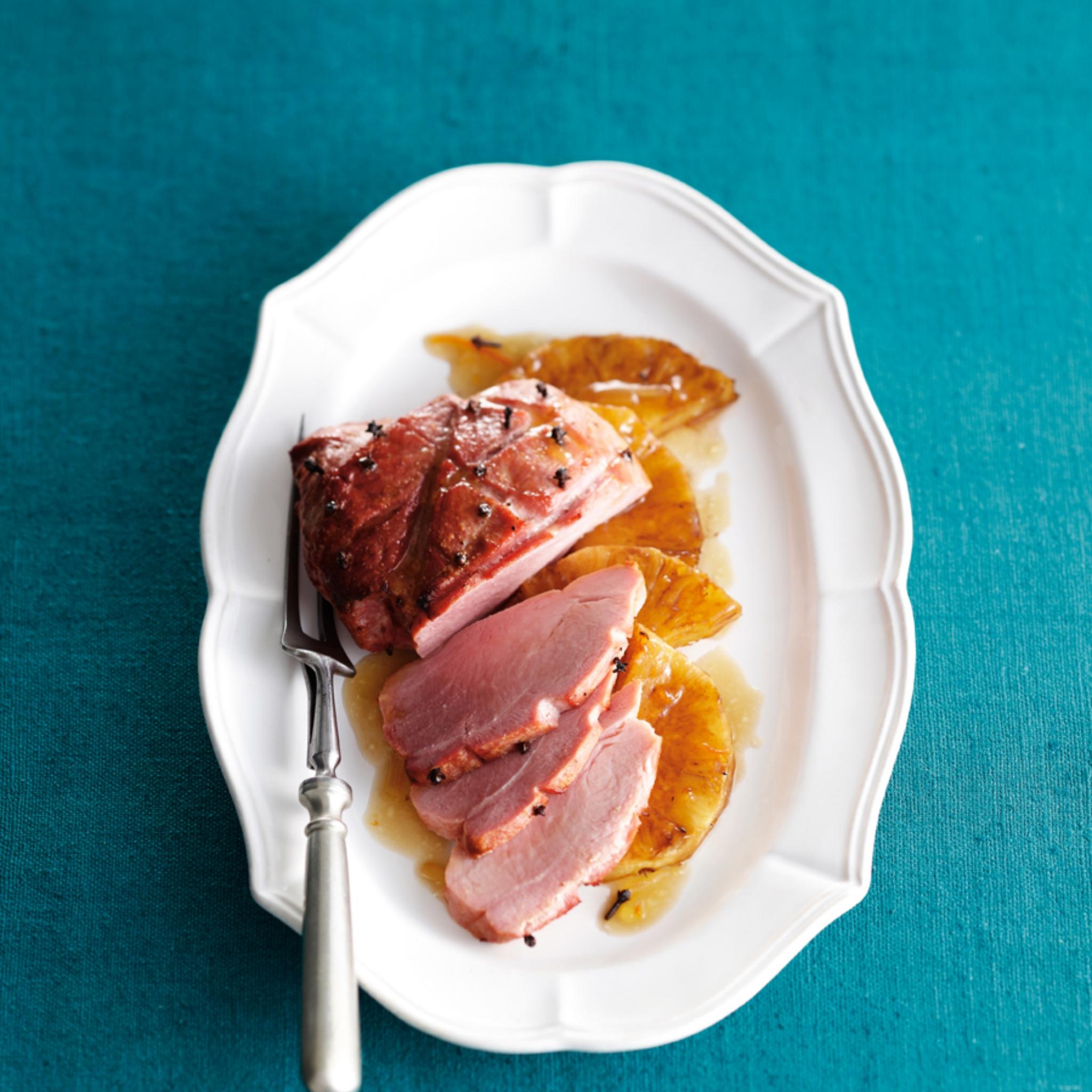 Kruidige kerstham met ananas