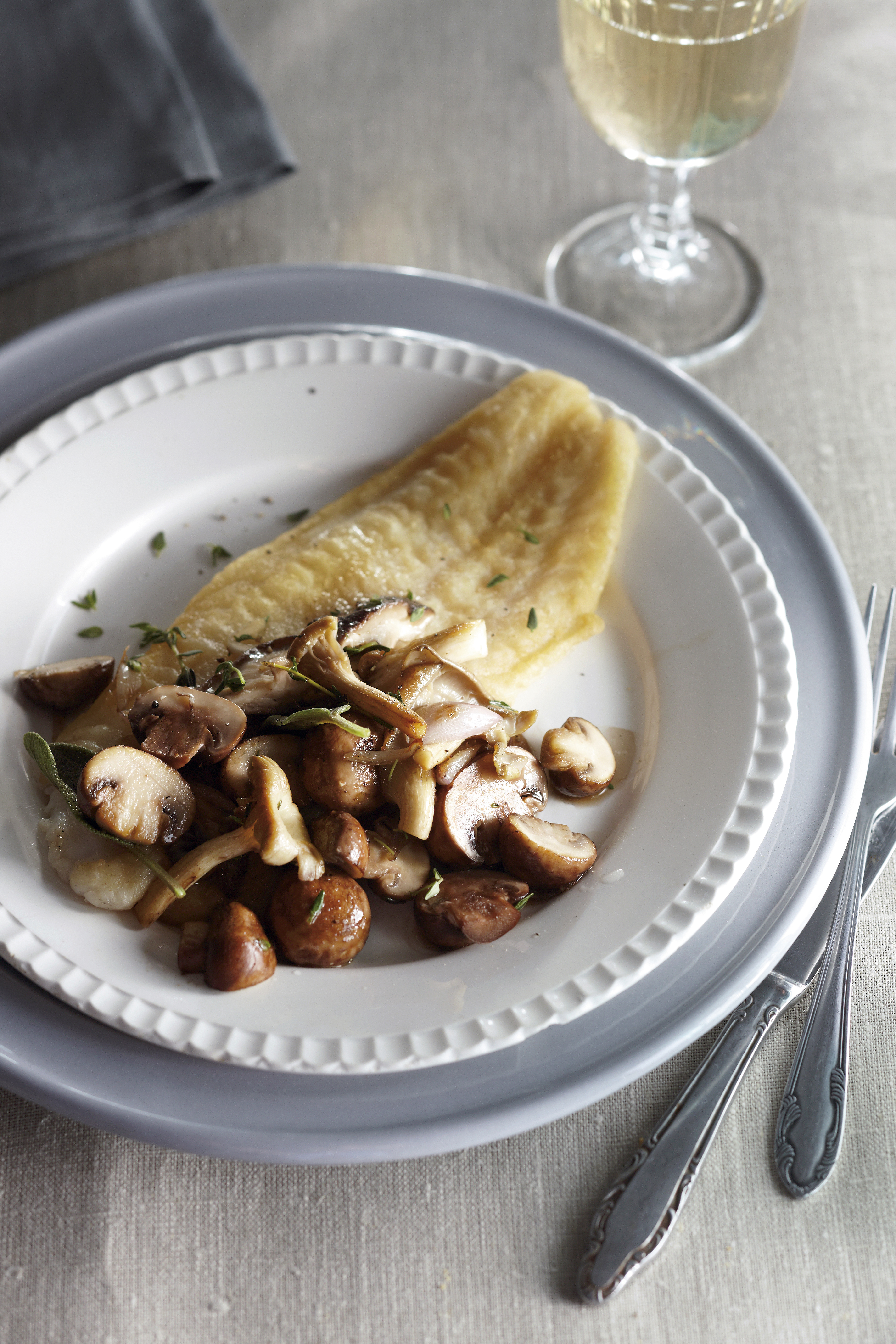 Claressefilet met geroerbakte paddenstoelen