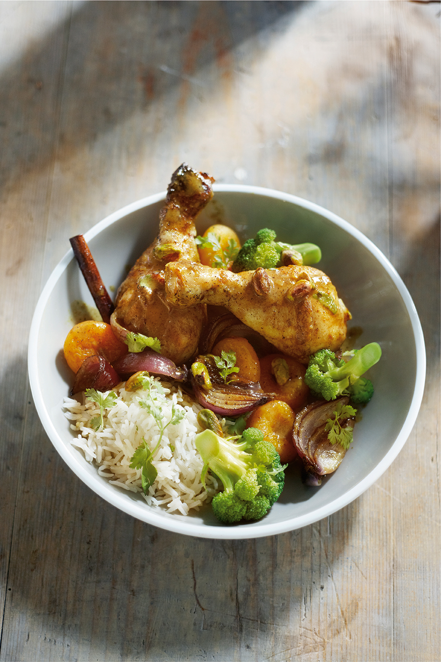 Kippenstoof met abrikozen en noten