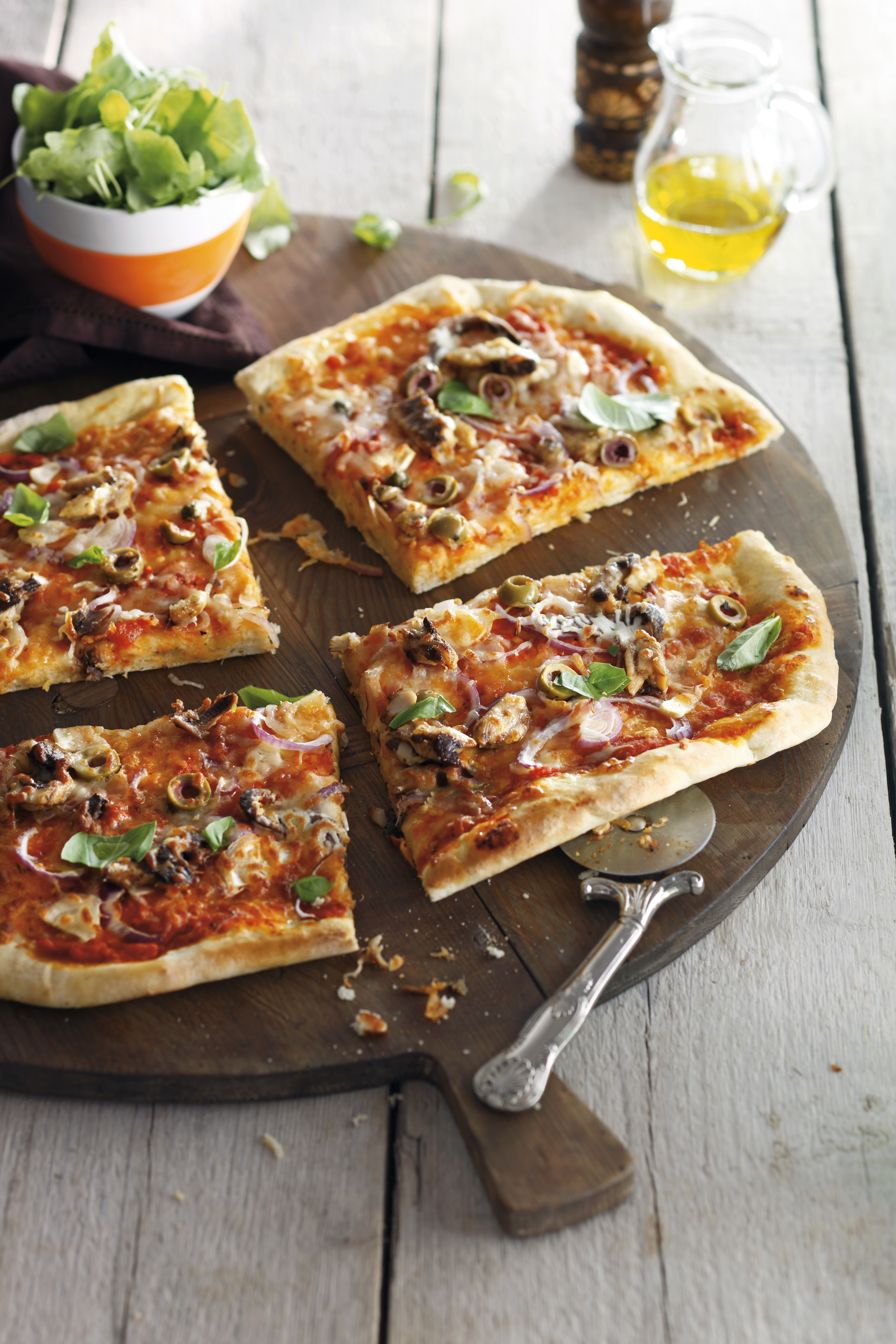 Pizza met sardine en ansjovis