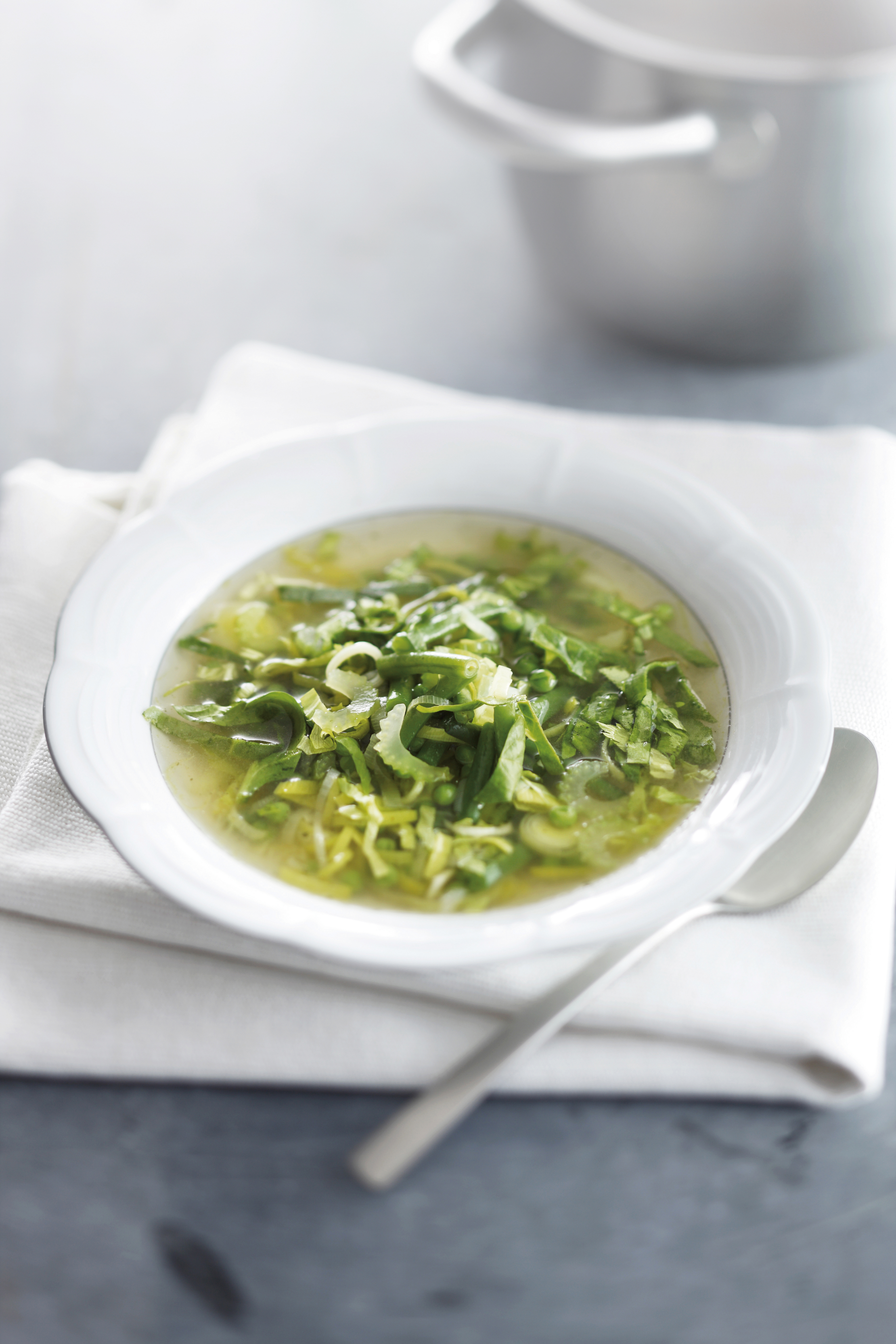 Groene voorjaarsgroentesoep