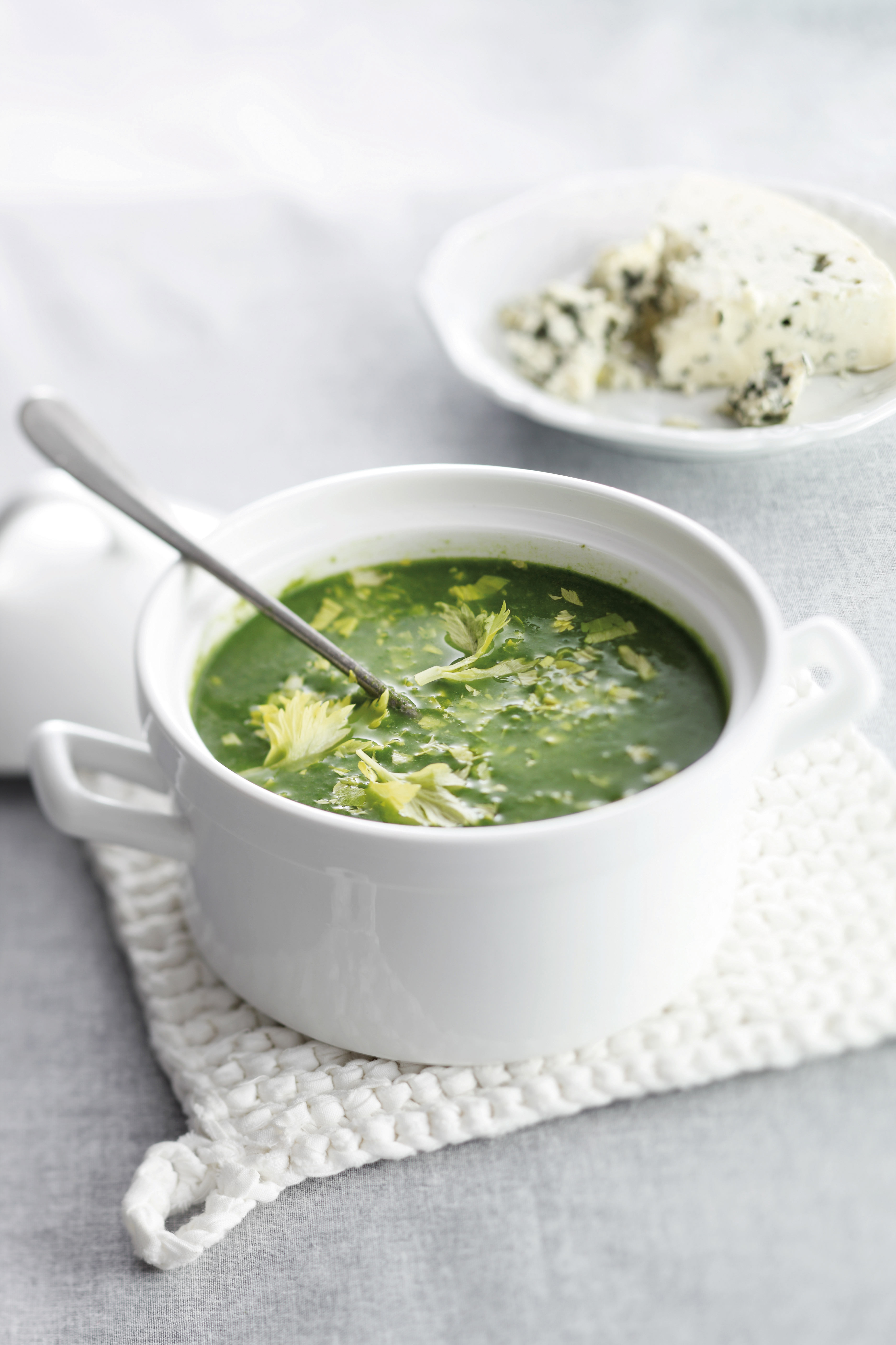 Spinaziesoep met blauwe kaas