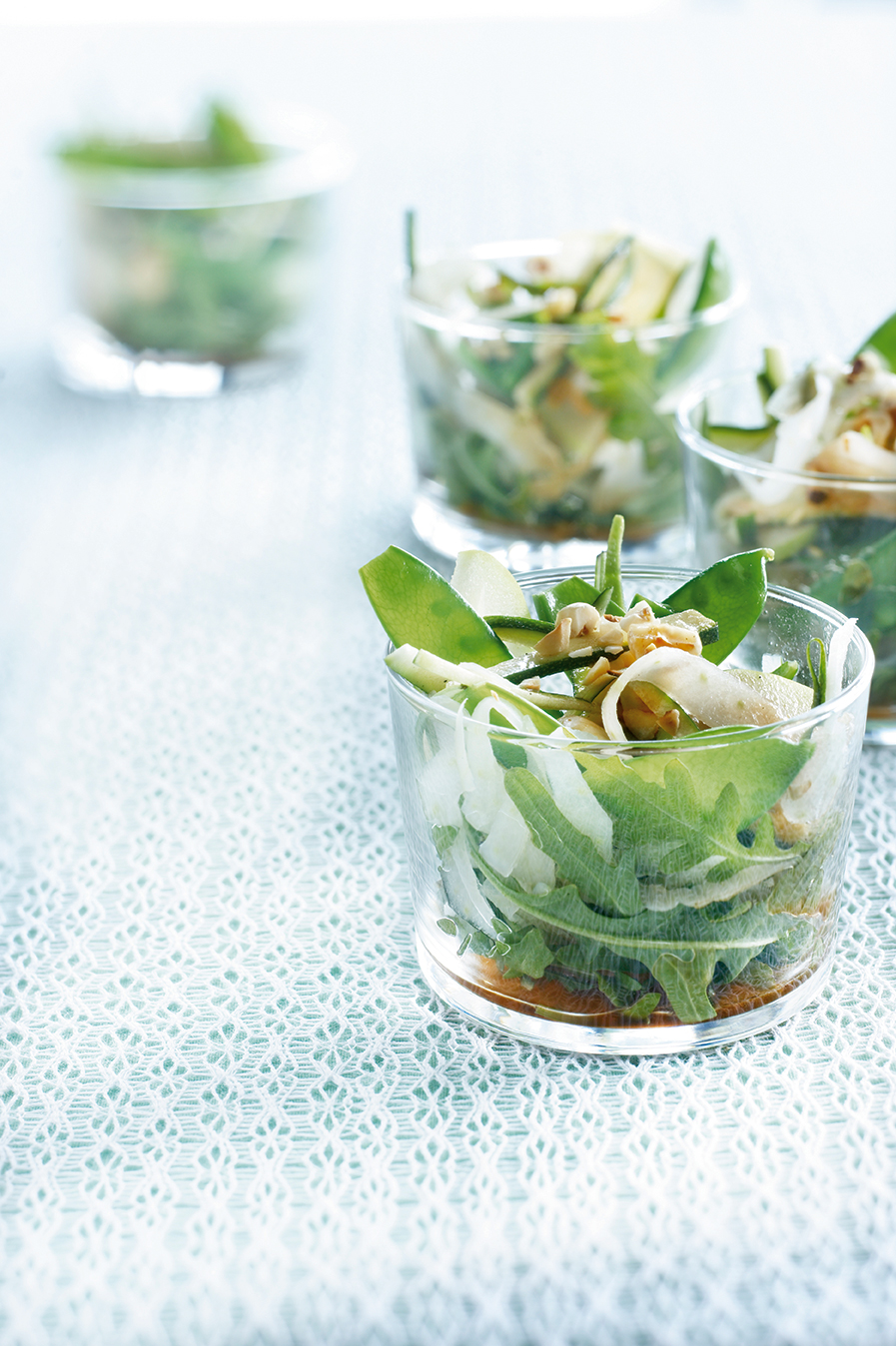 Groene salade met appel-balsamicodresssing