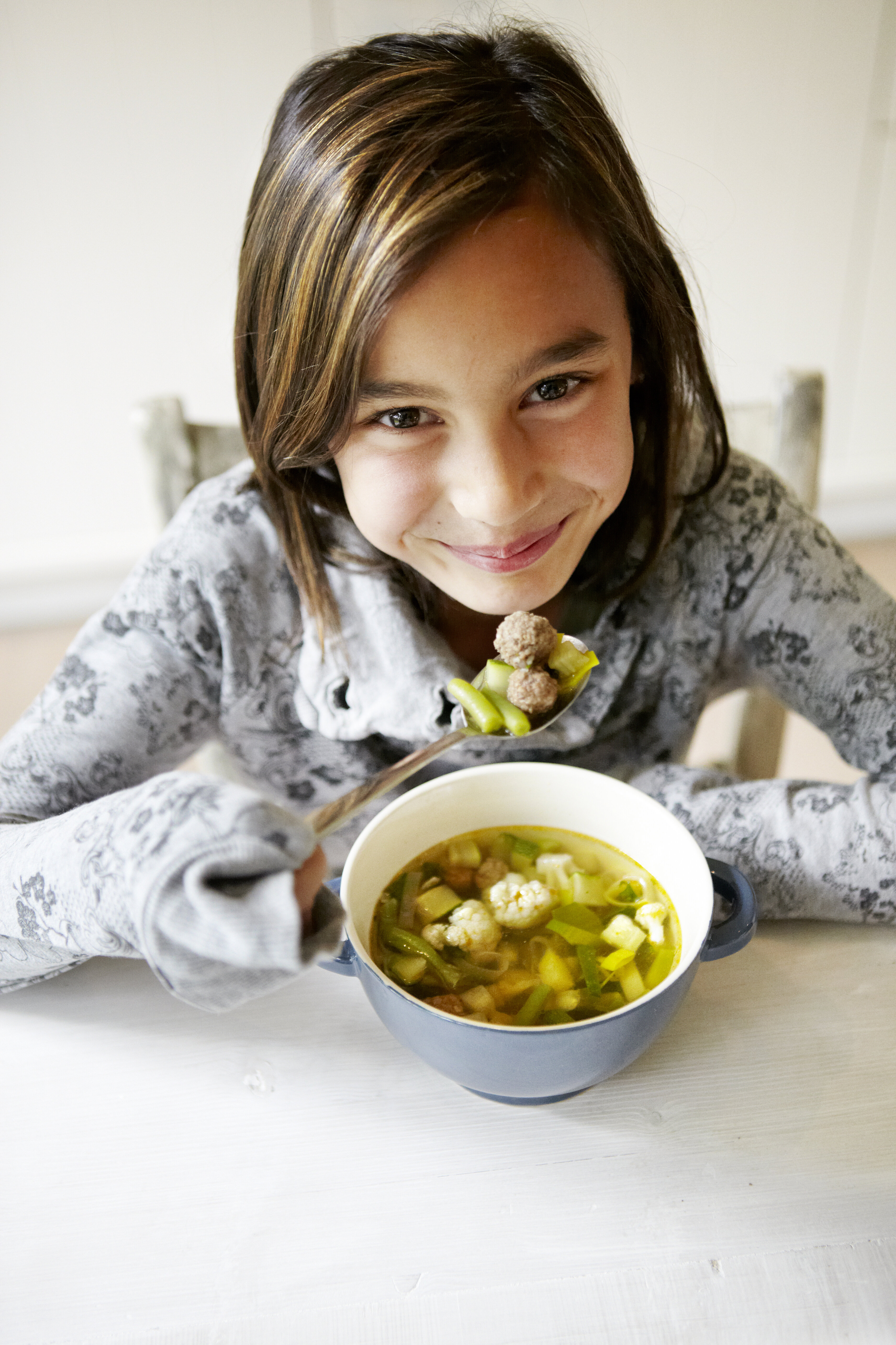 Volle groentesoep met balletjes