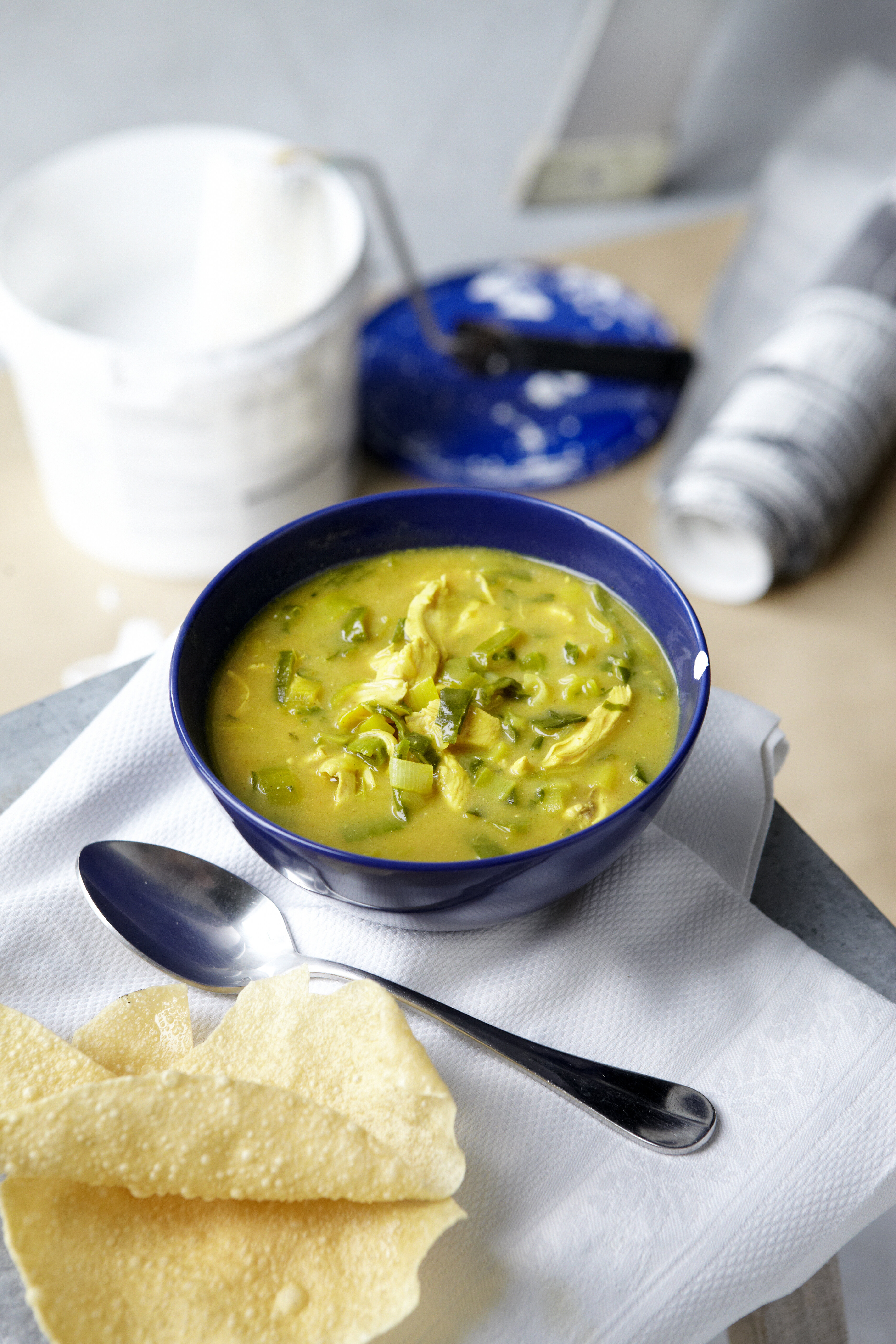 Pittige kerriekippensoep