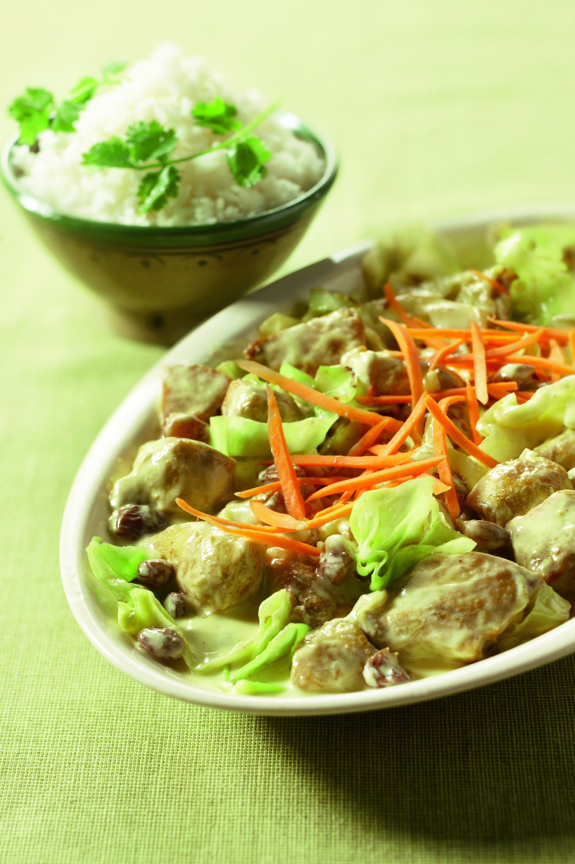 Hollandse spitskoolcurry met kalkoen en rijst