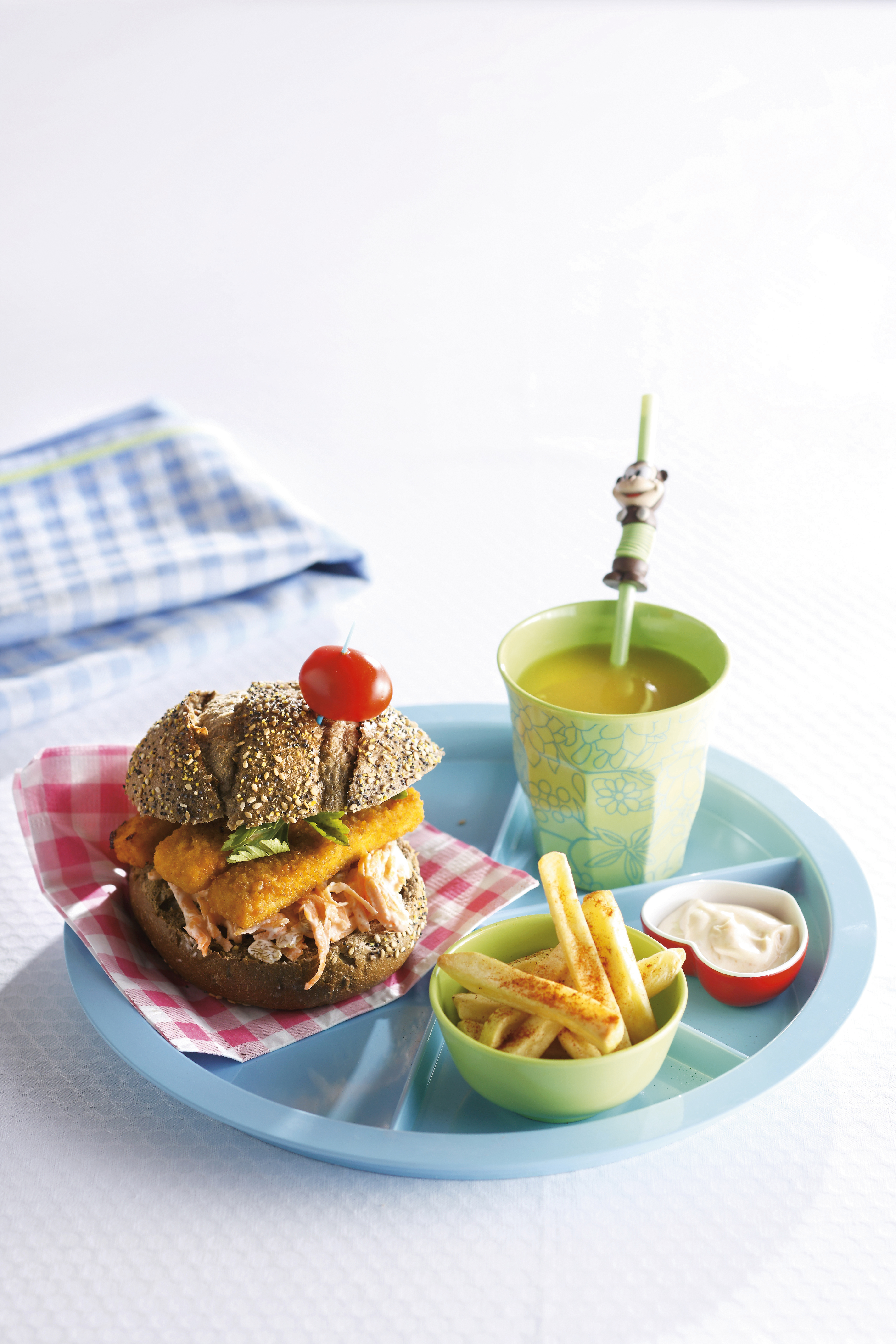 Visburger met wortelvermicelli