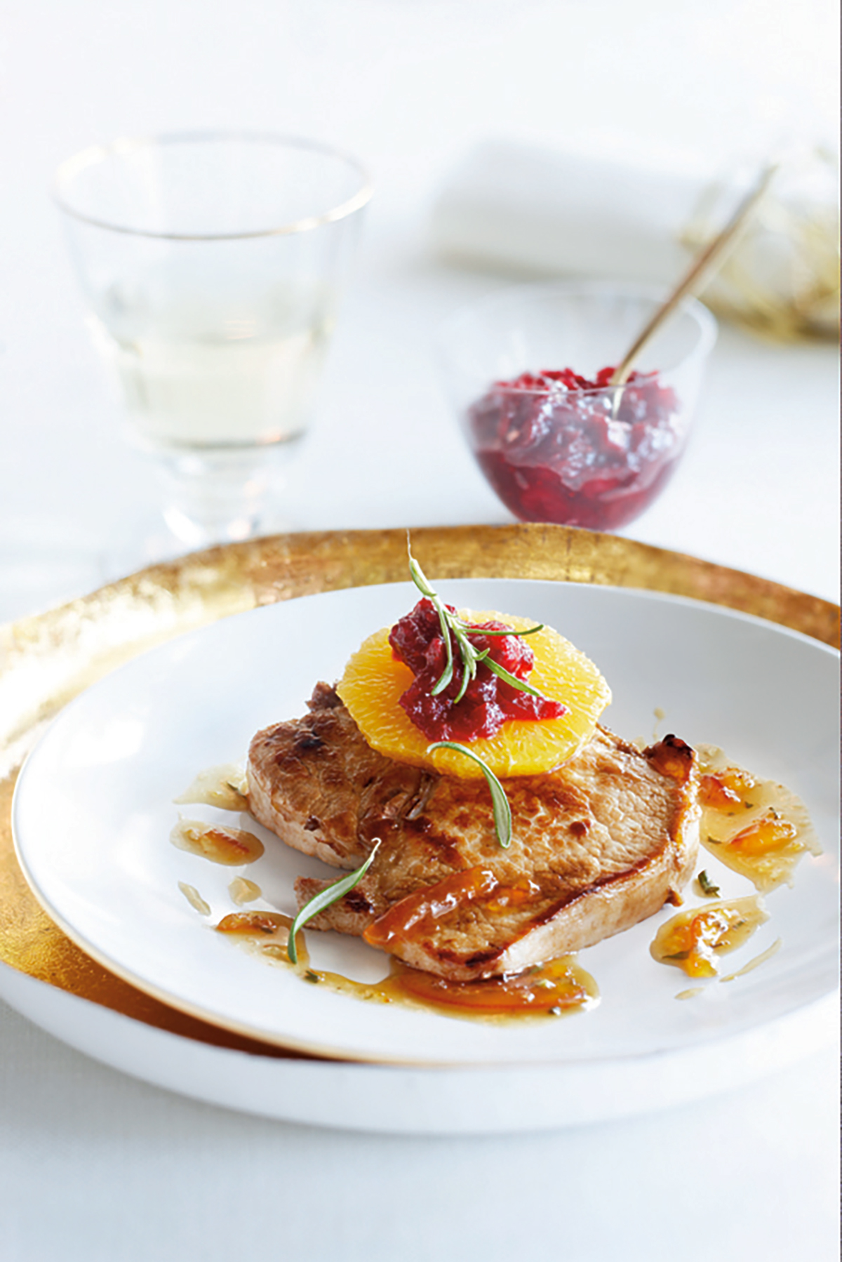 Haaskarbonade met sinaasappel en cranberry's