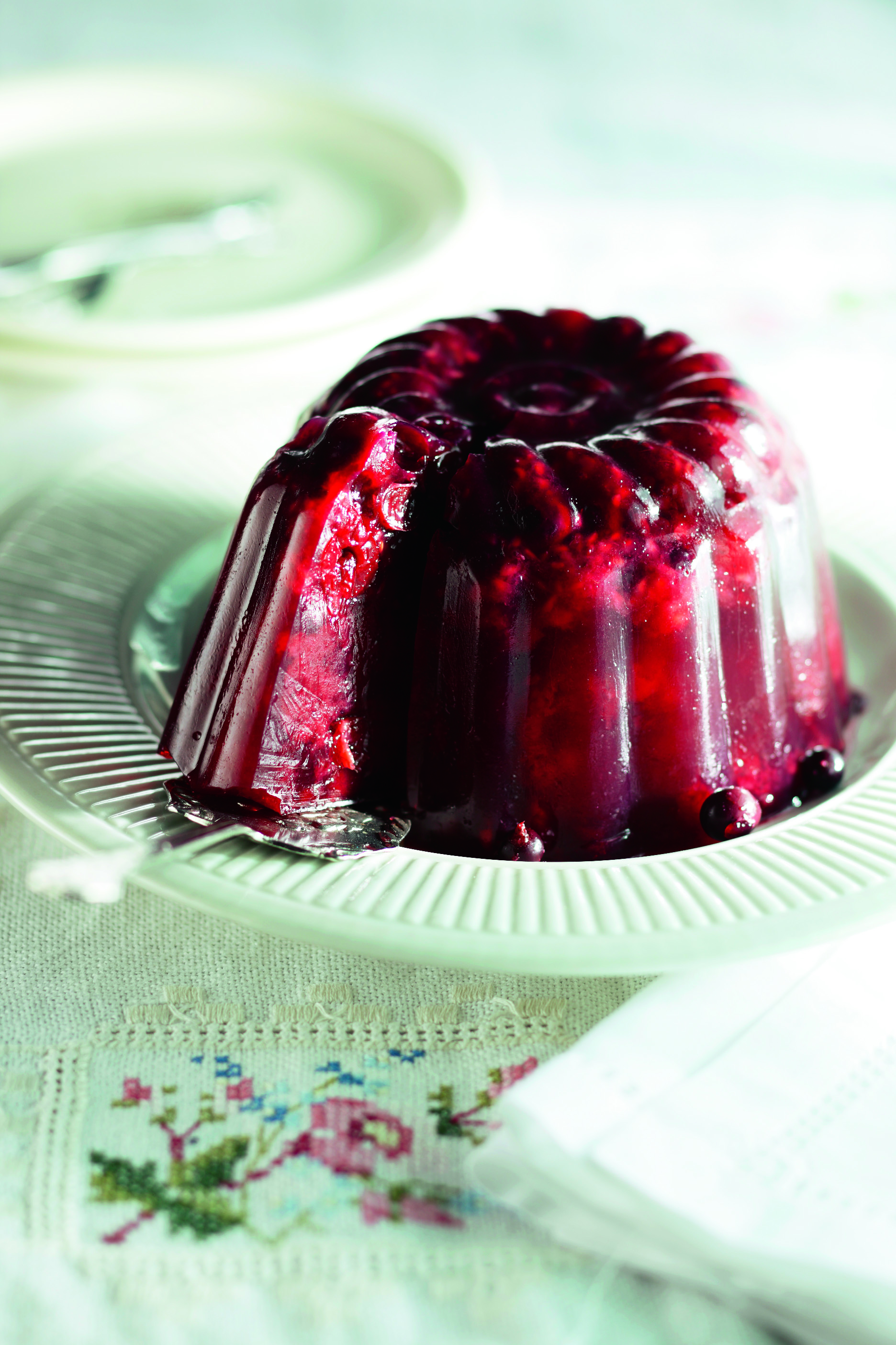 Kristalpudding met rode wijn en bosvruchten