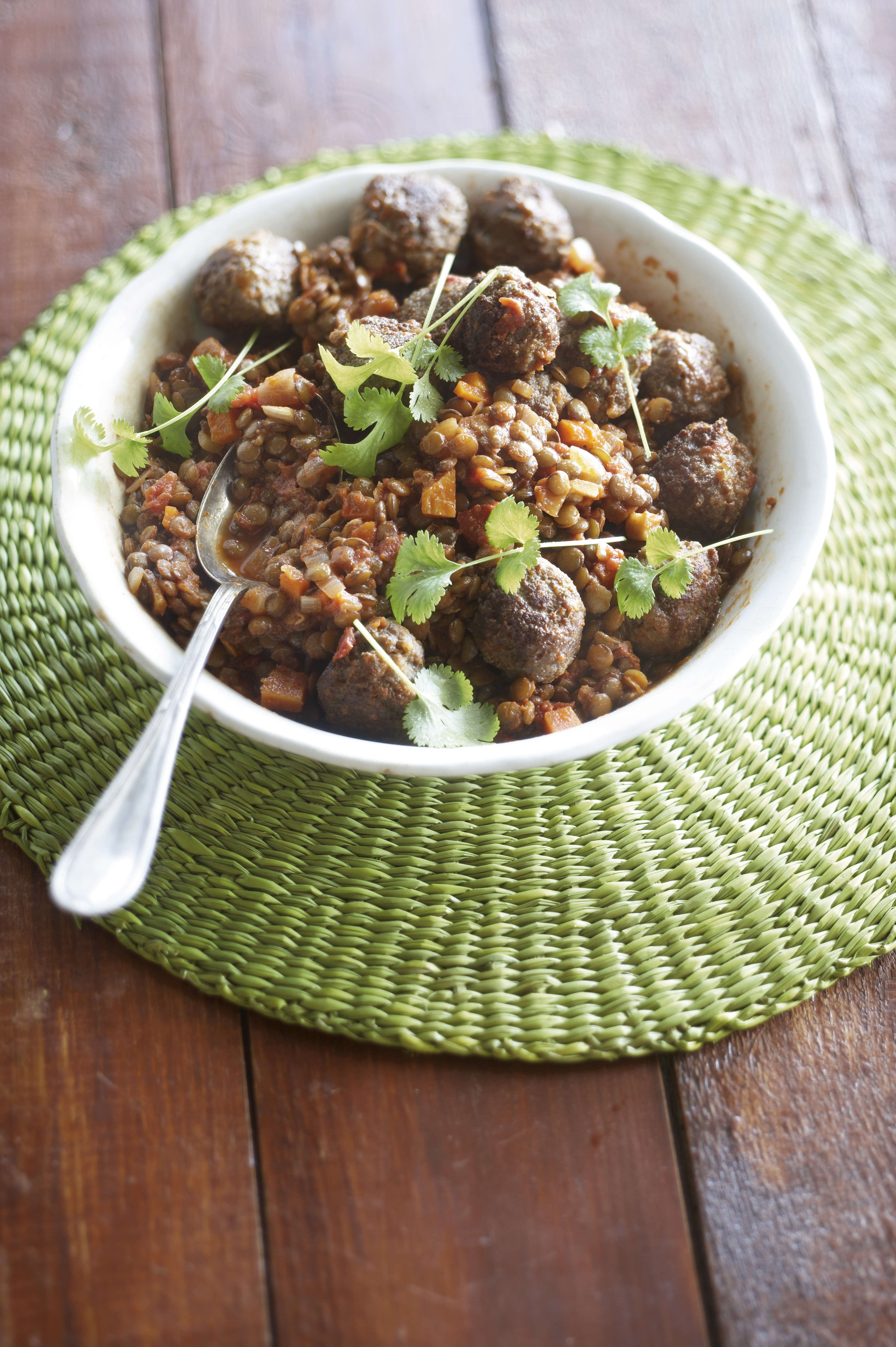 Linzenstoofpot met gehaktballetjes