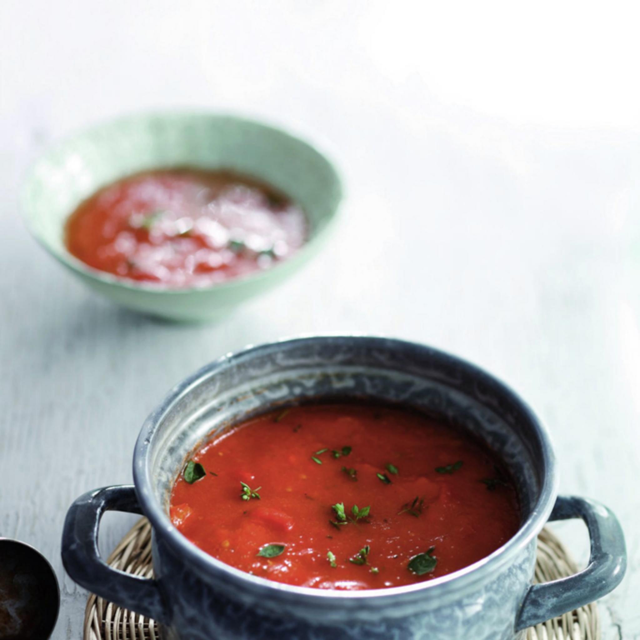 Soep van rode paprika