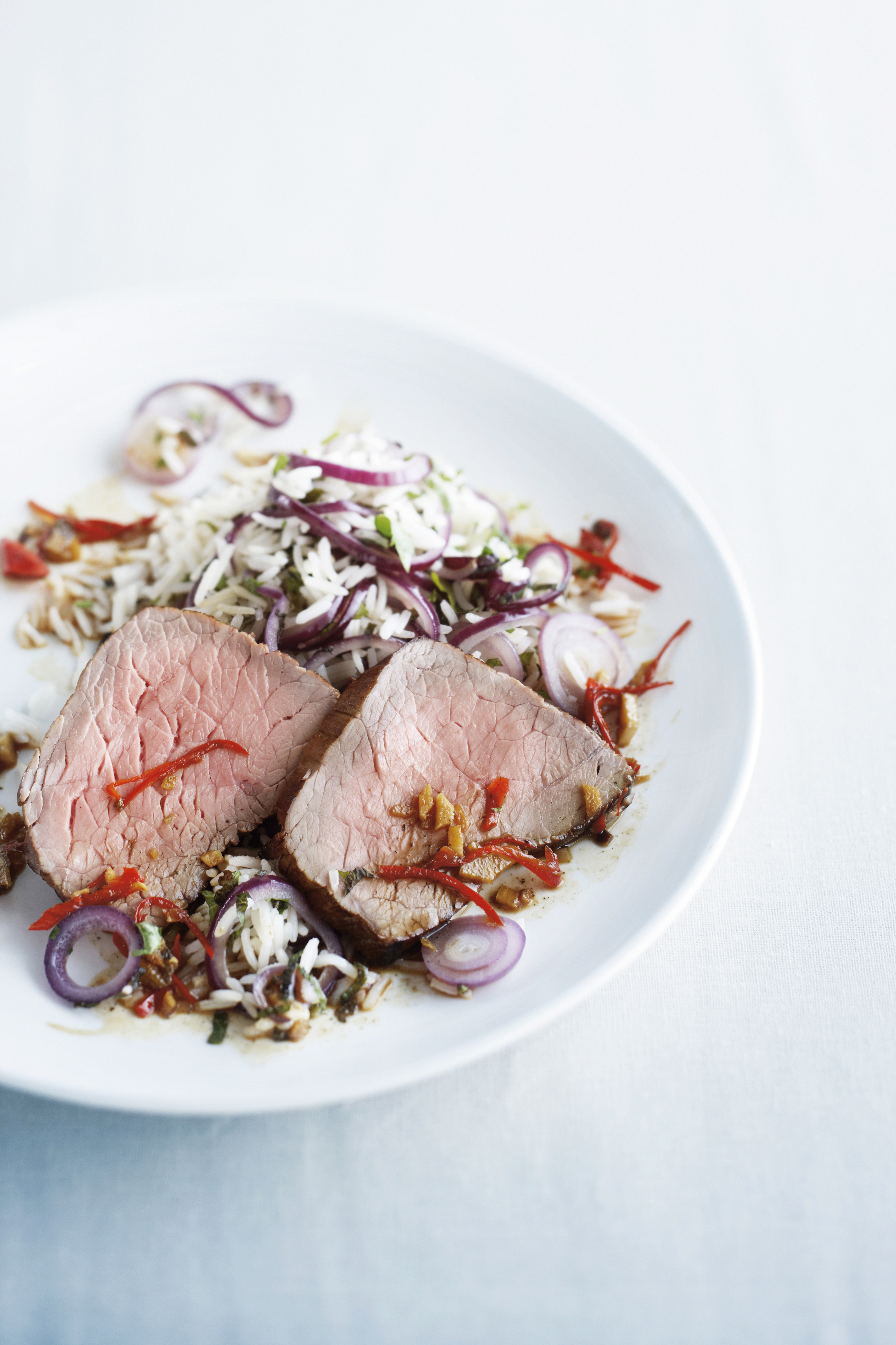 Gemarineerde rosbief met gebakken koriander rijst