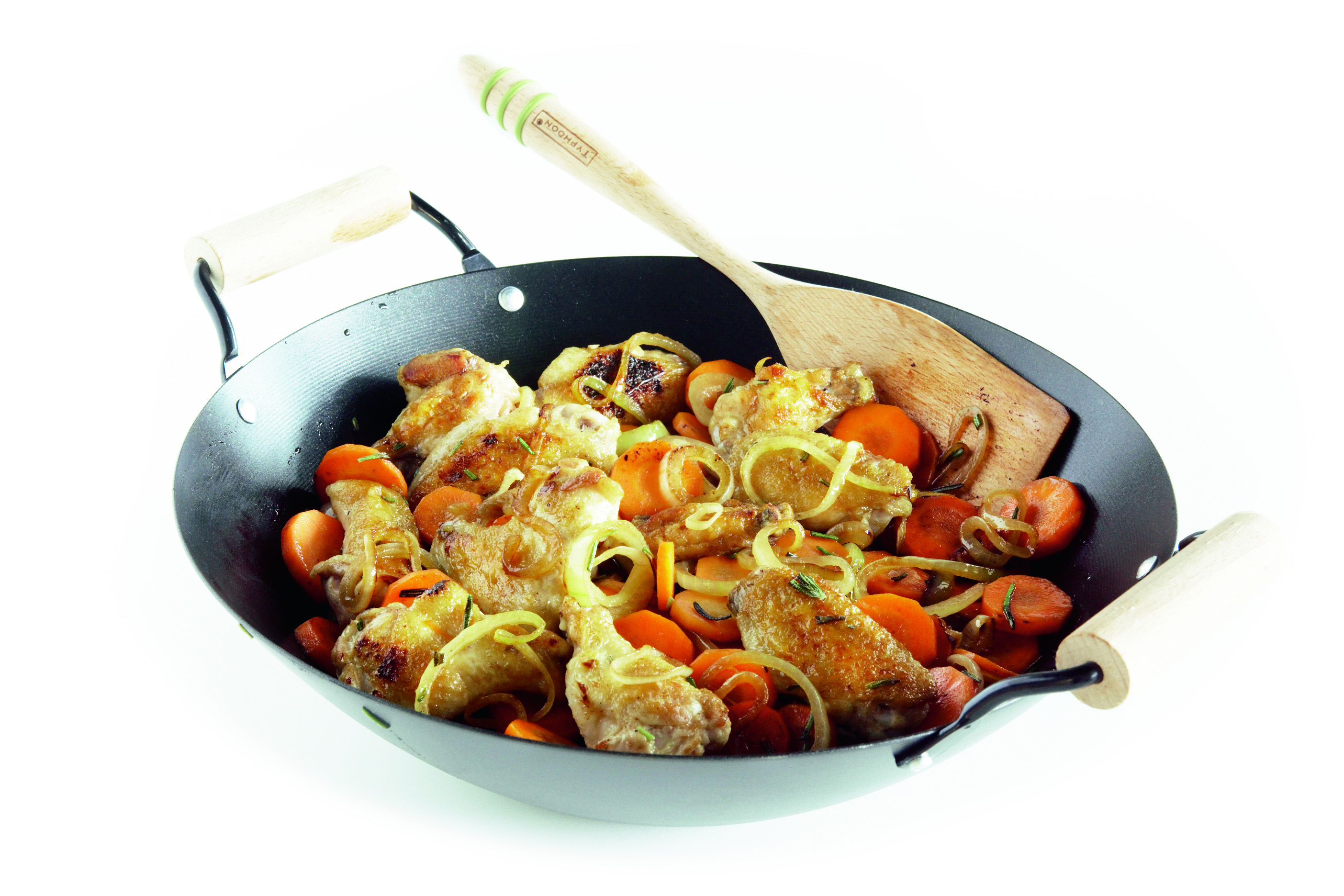 Roerbakschotel met winterwortel en kip