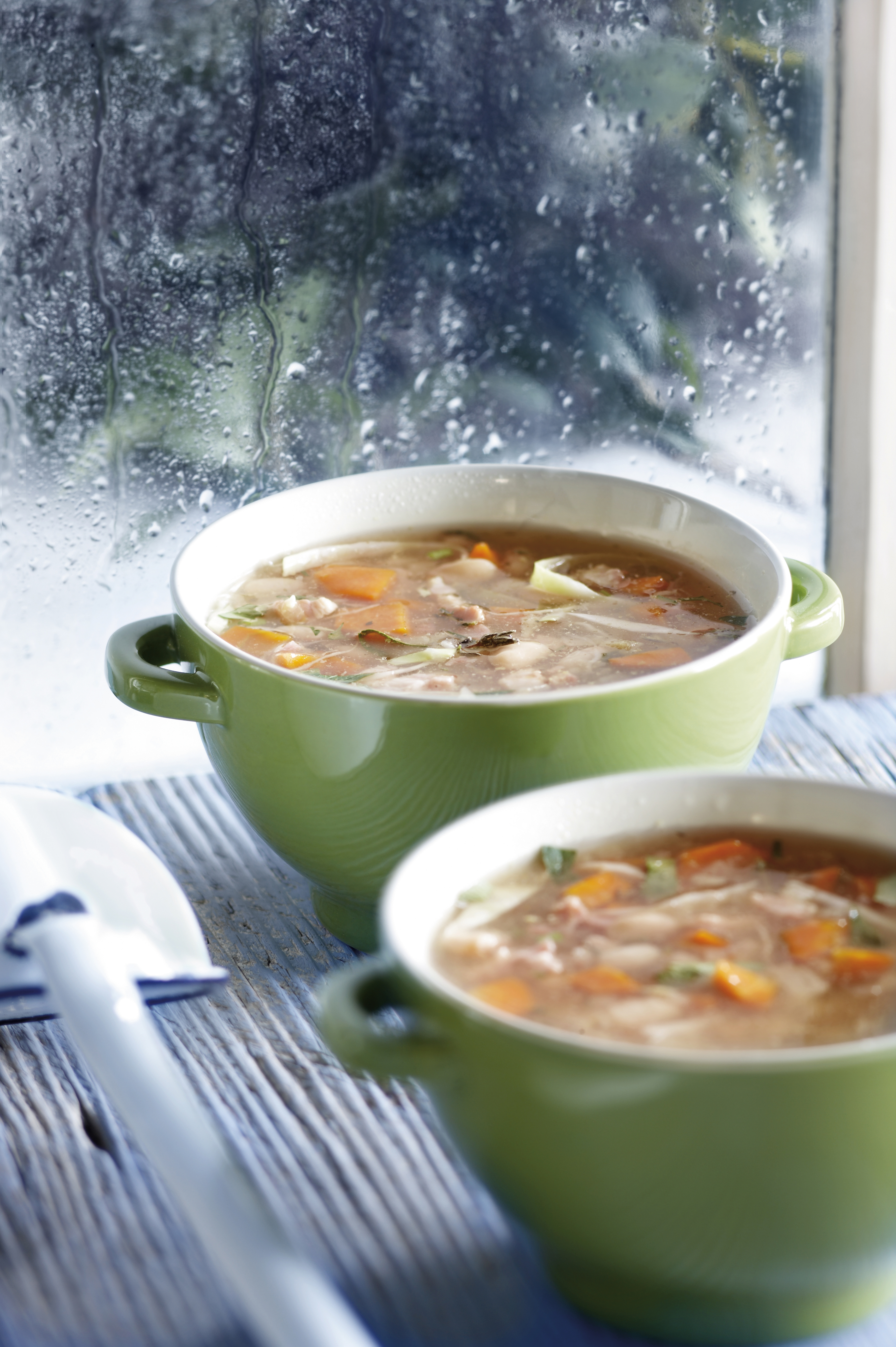 Wintergroentesoep met spek en bonen