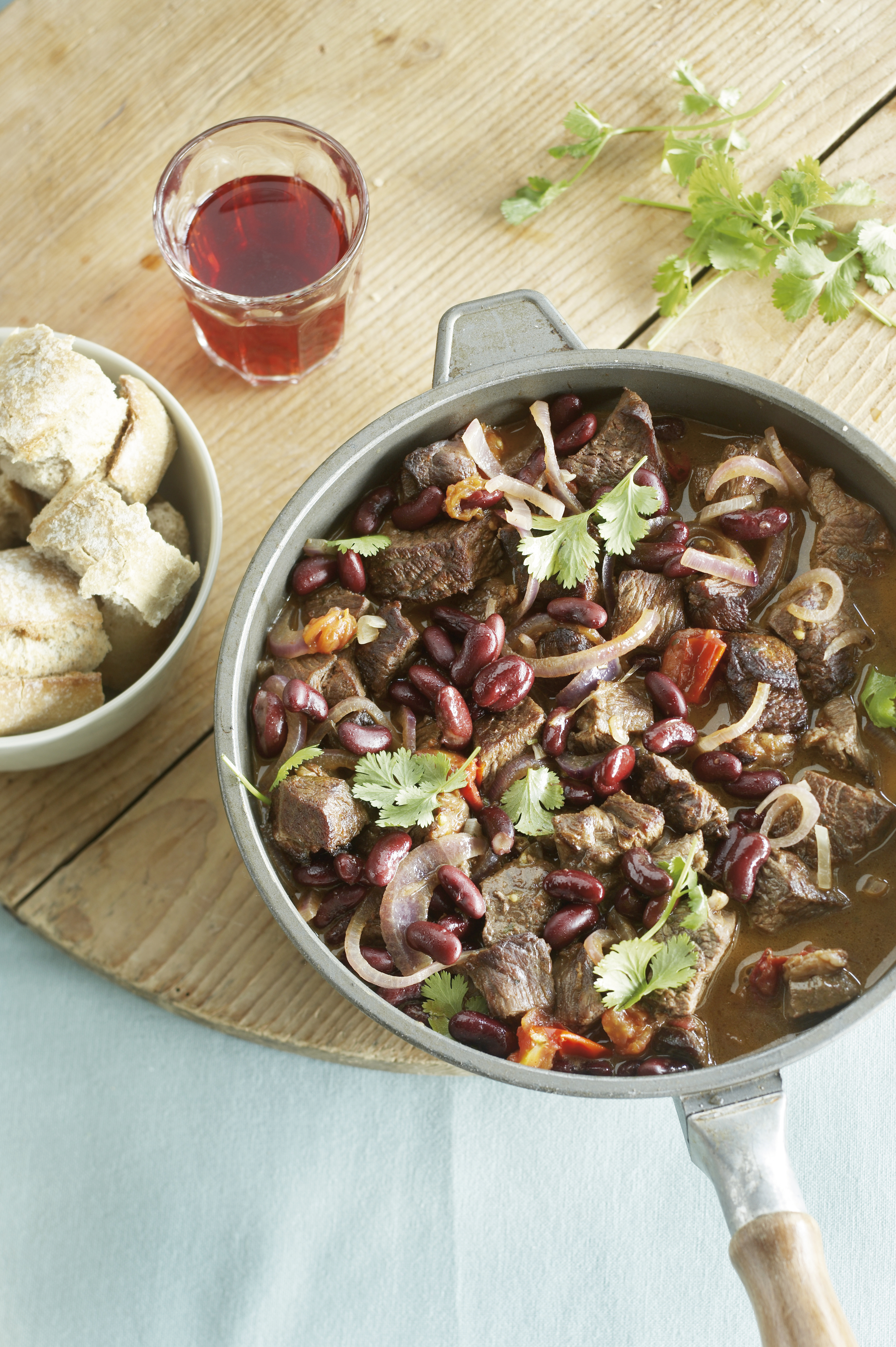 Chili con carne met in rode wijn gestoofd rundvlees