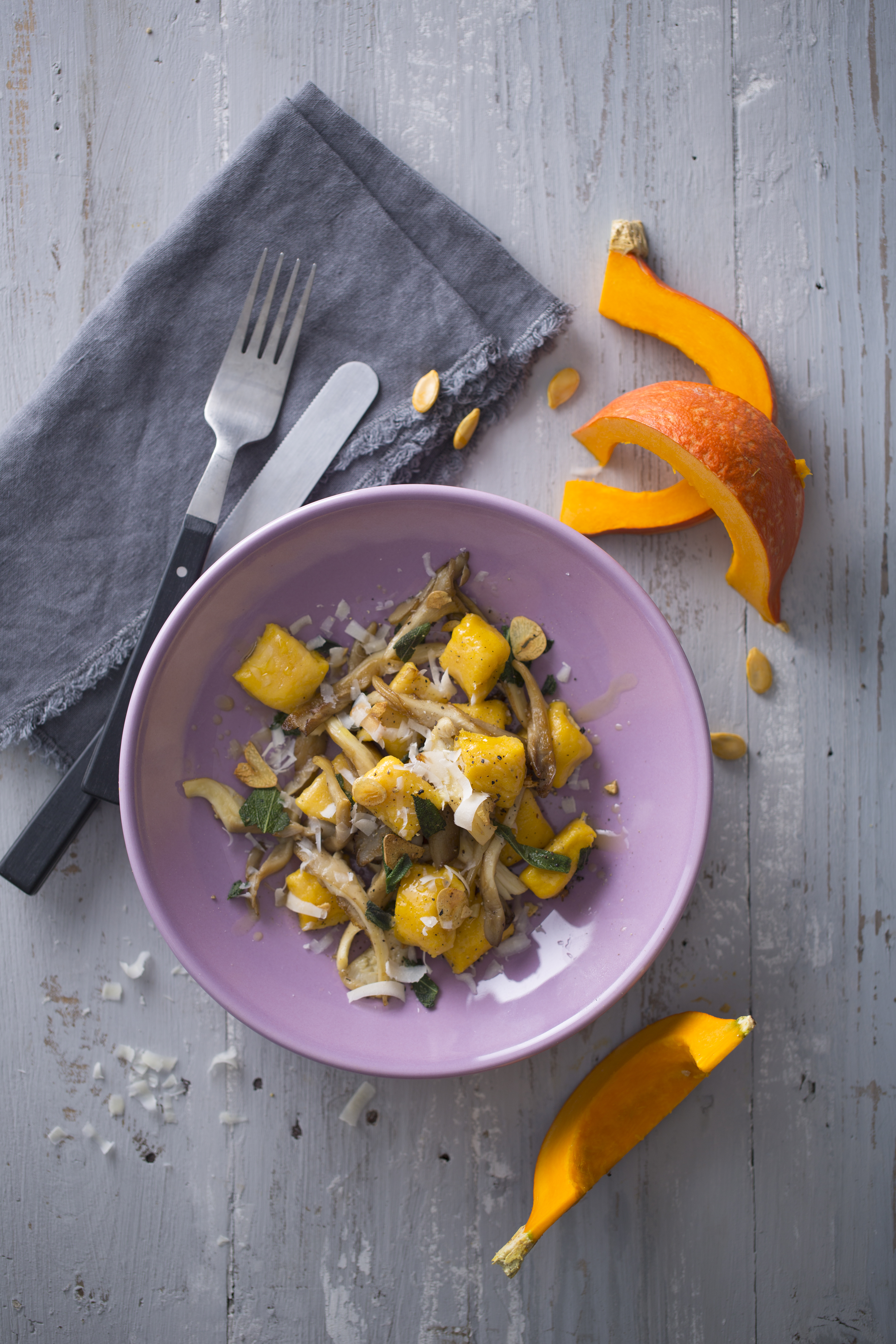 Pompoengnocchi met oesterzwammen en salie