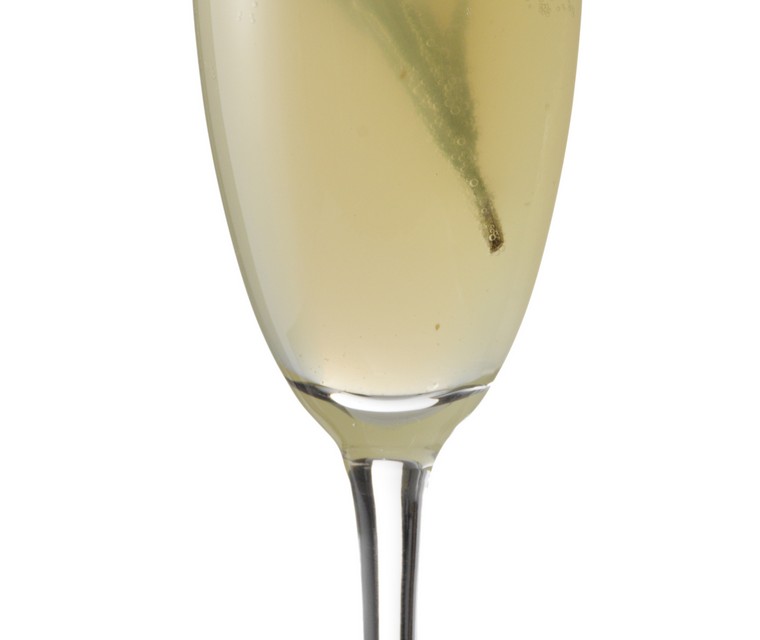 Bellini met peer en rozemarijn