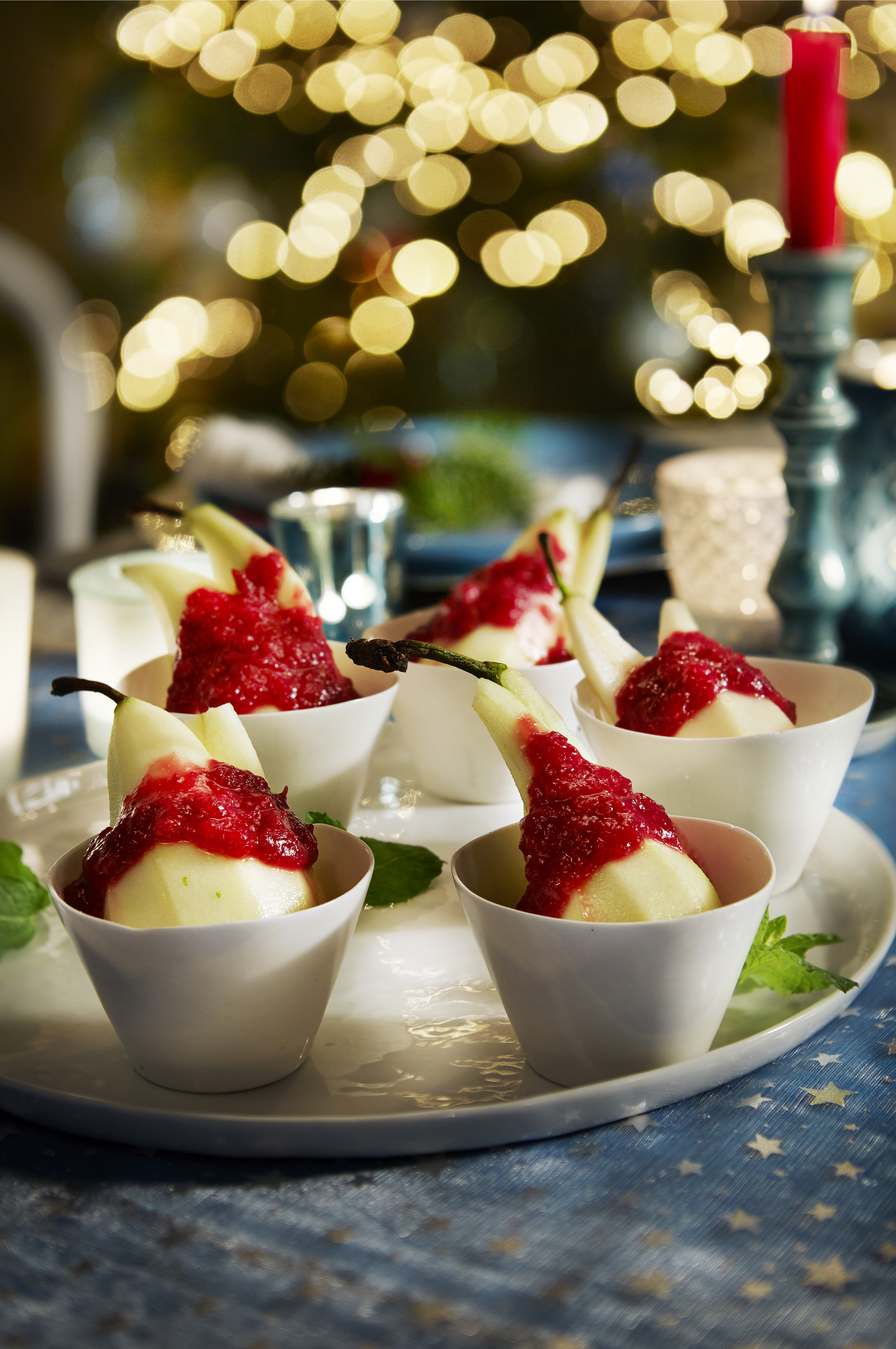 Peren met cranberrysaus