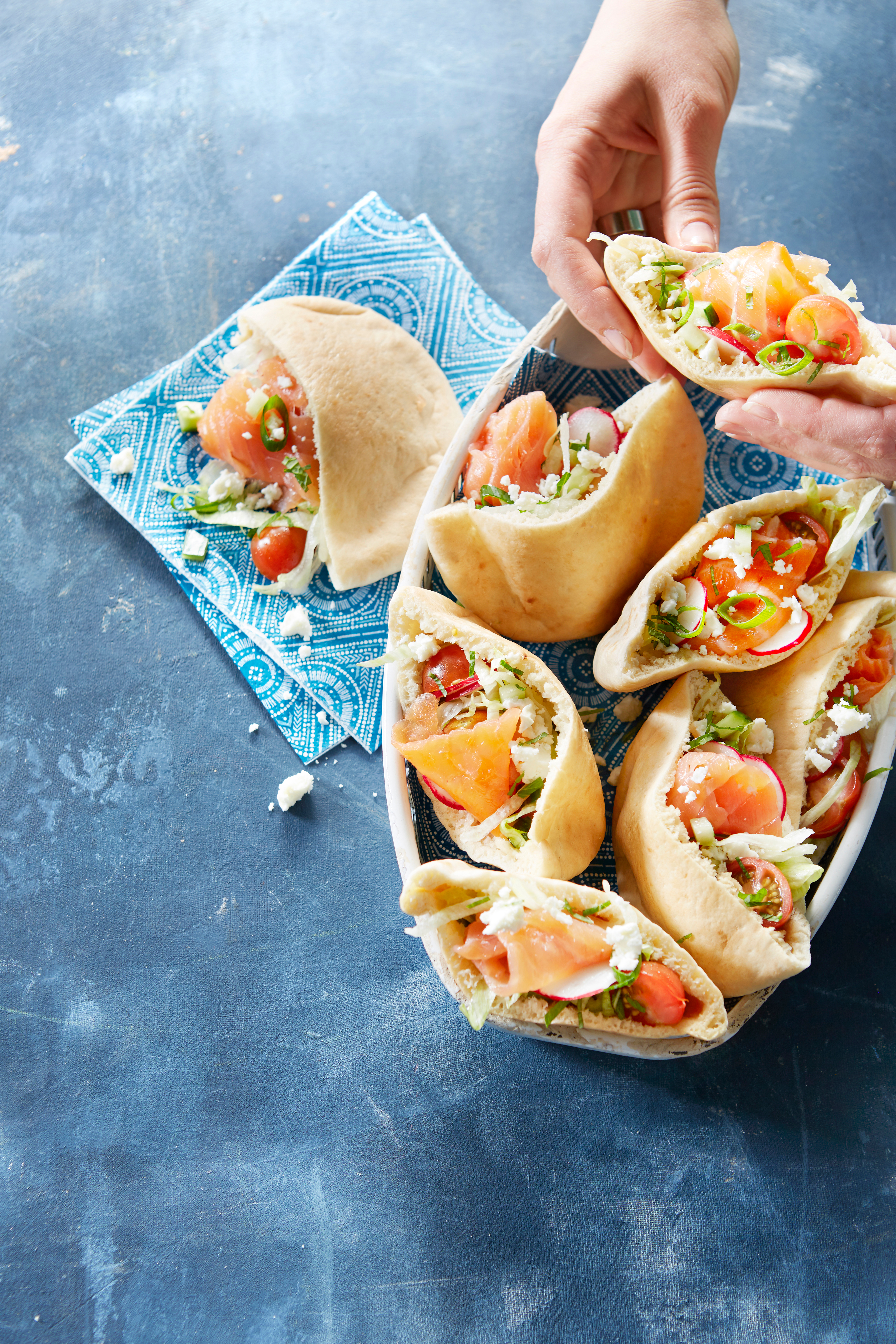 Pita 'fattoush' met gerookte zalm